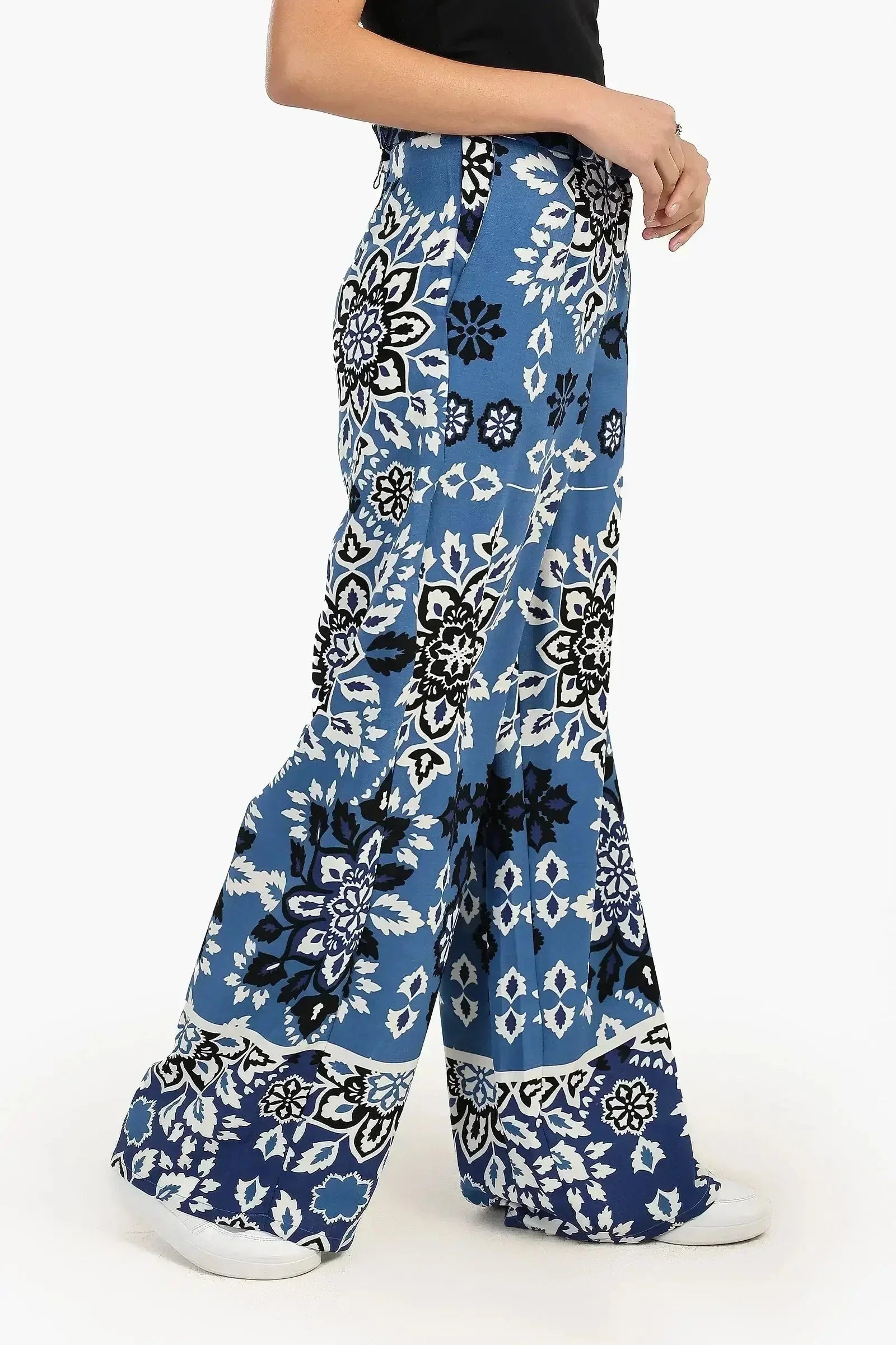 Carina - All Over Printed Pants with Belt 6