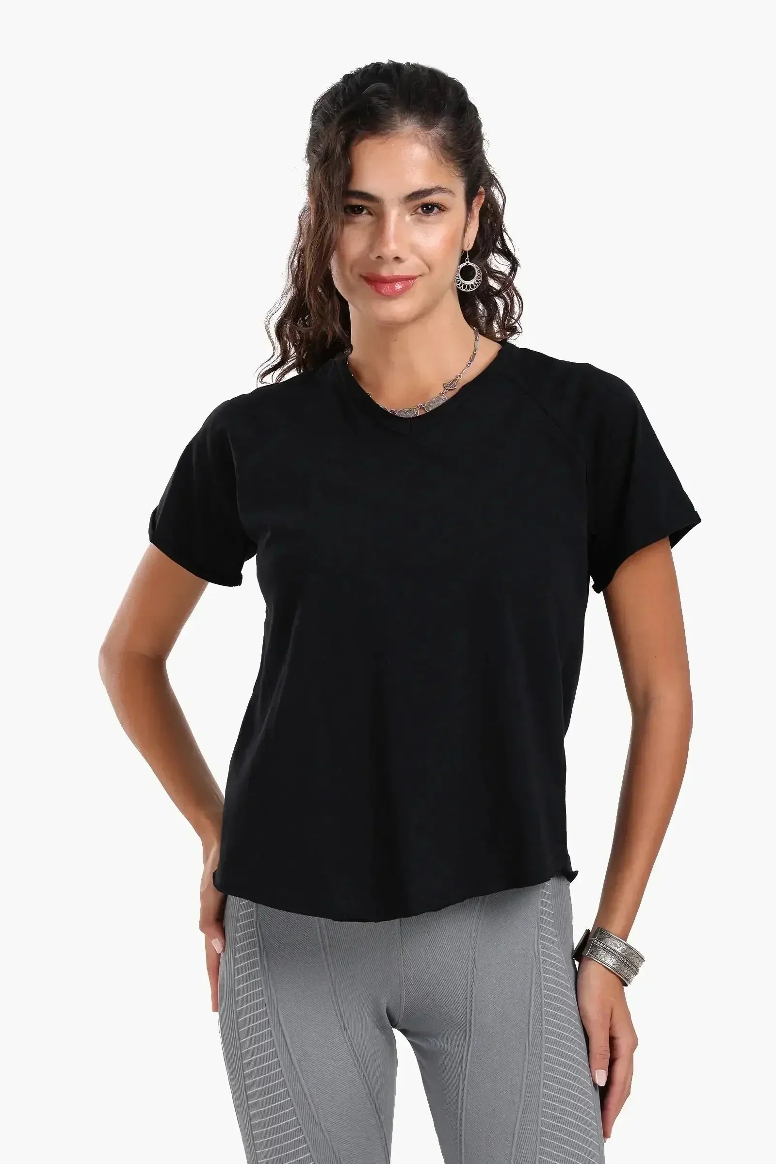 Carina - Basic Cotton T-Shirt 5