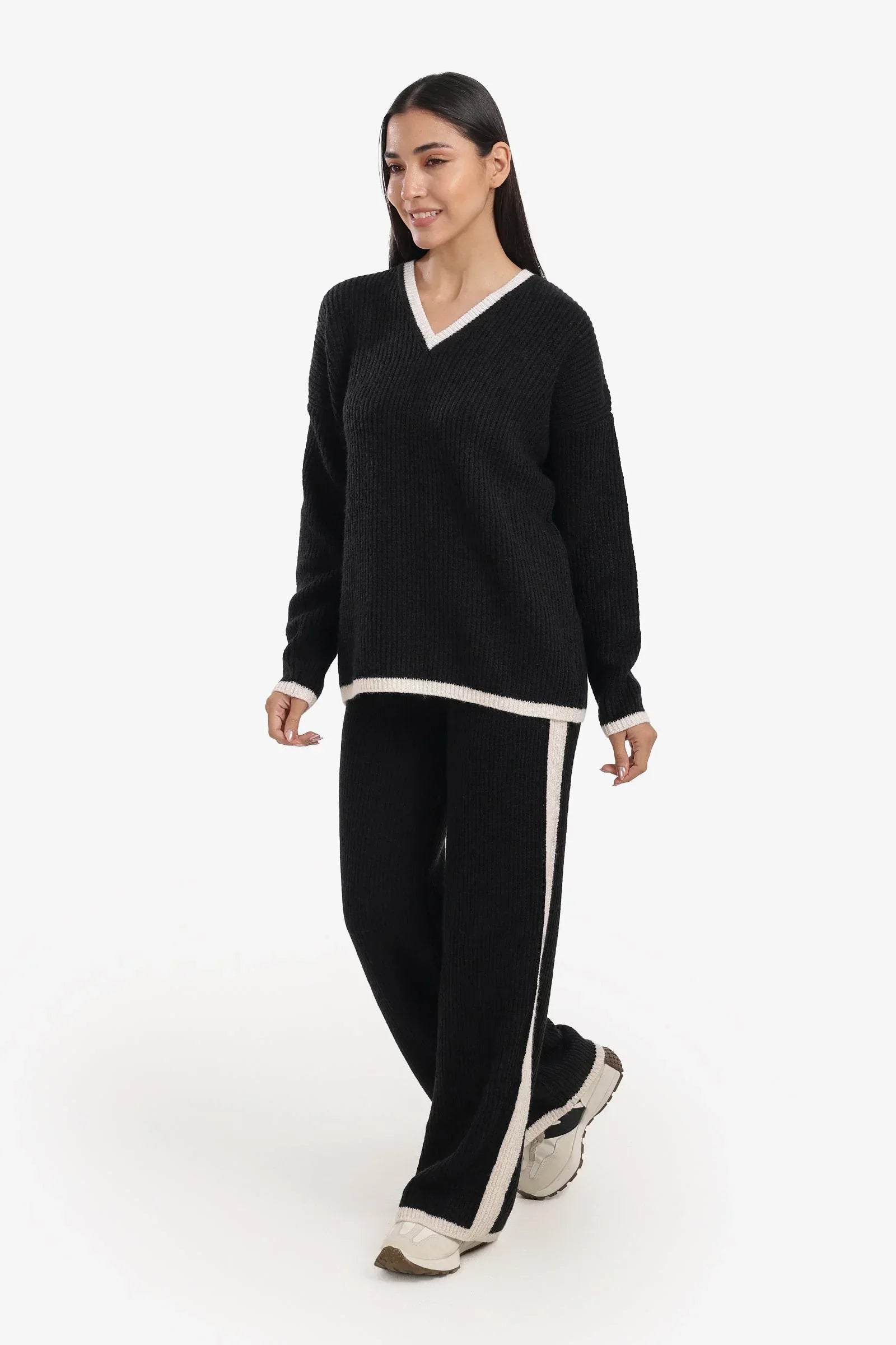 Carina - Contrast Trim Lounge Set 10