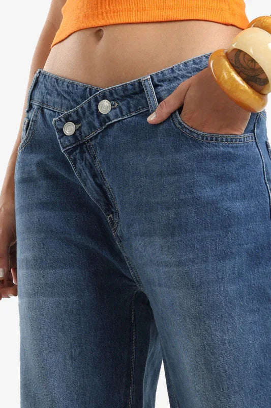 Carina - High-Rise Straight-Leg Jeans 5