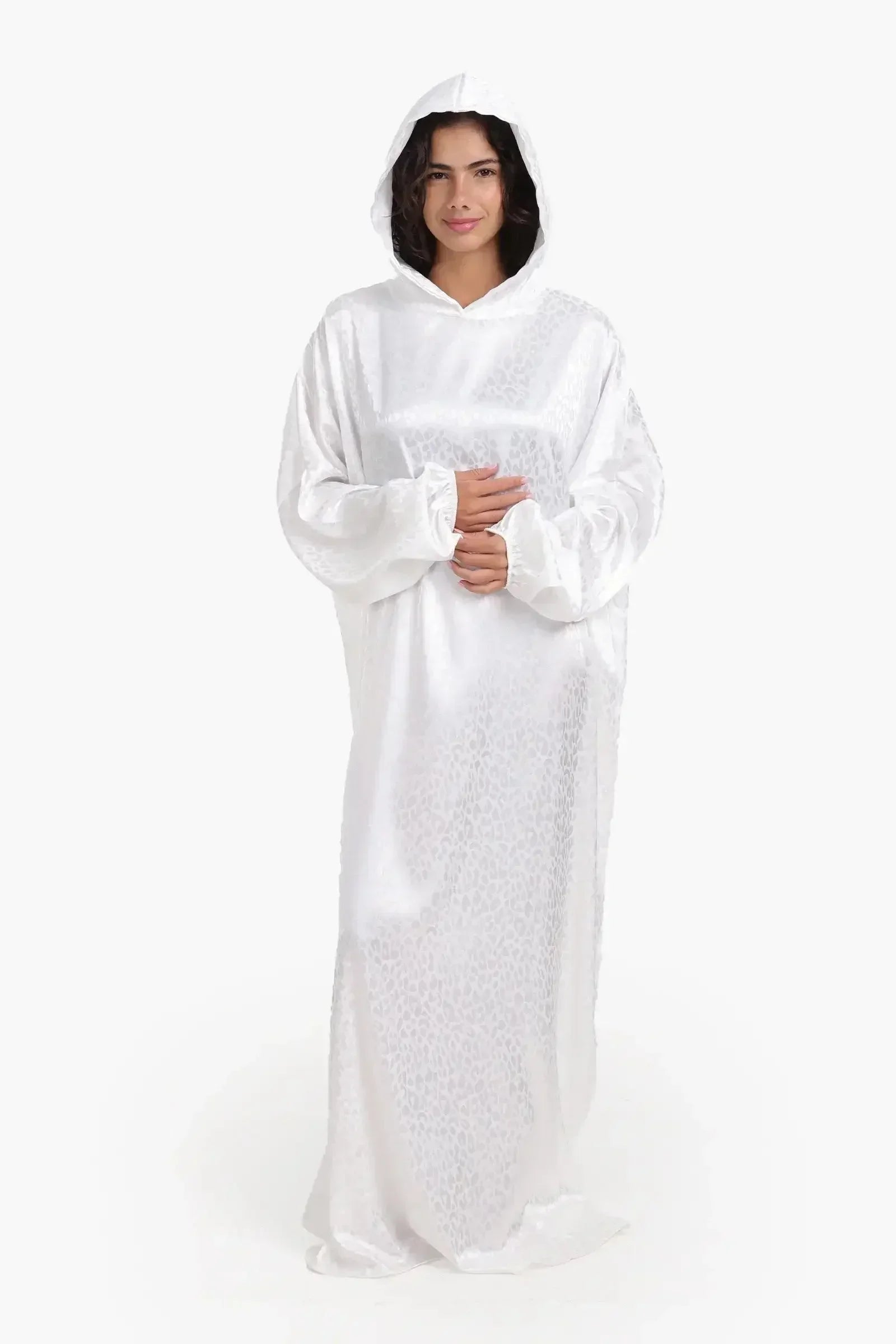 Carina - Satin Self Pattern Prayer Isdal 1