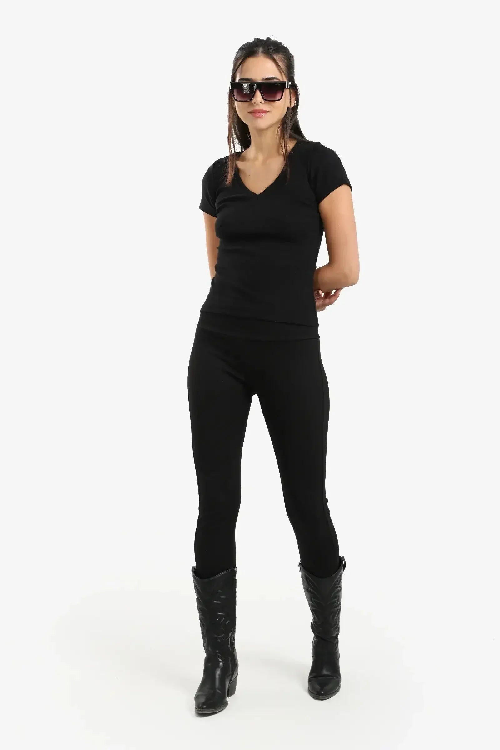 Carina - Ribbed V-Neck Fitted Top 15