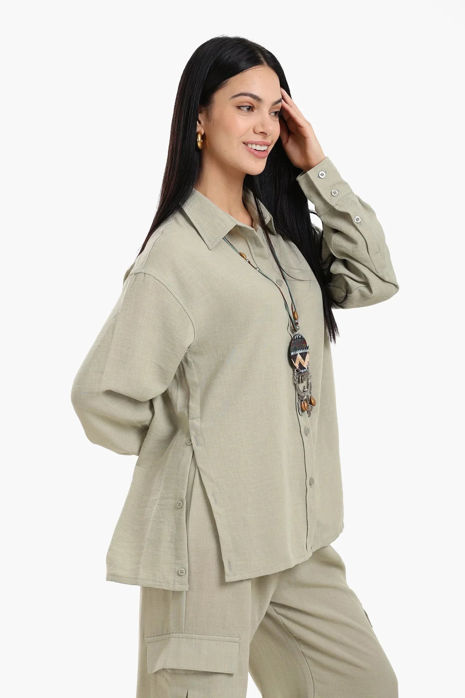 Clue - Lounge Shirt with Buttoned Slit 10