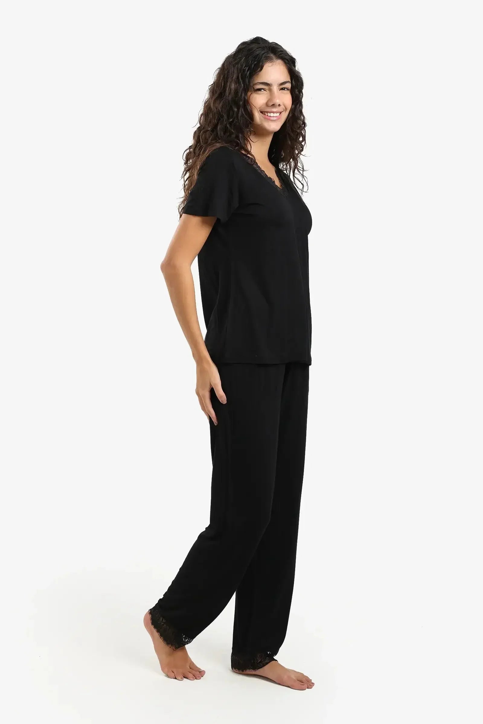 Carina - Pyjama Set with Lace Edges 33