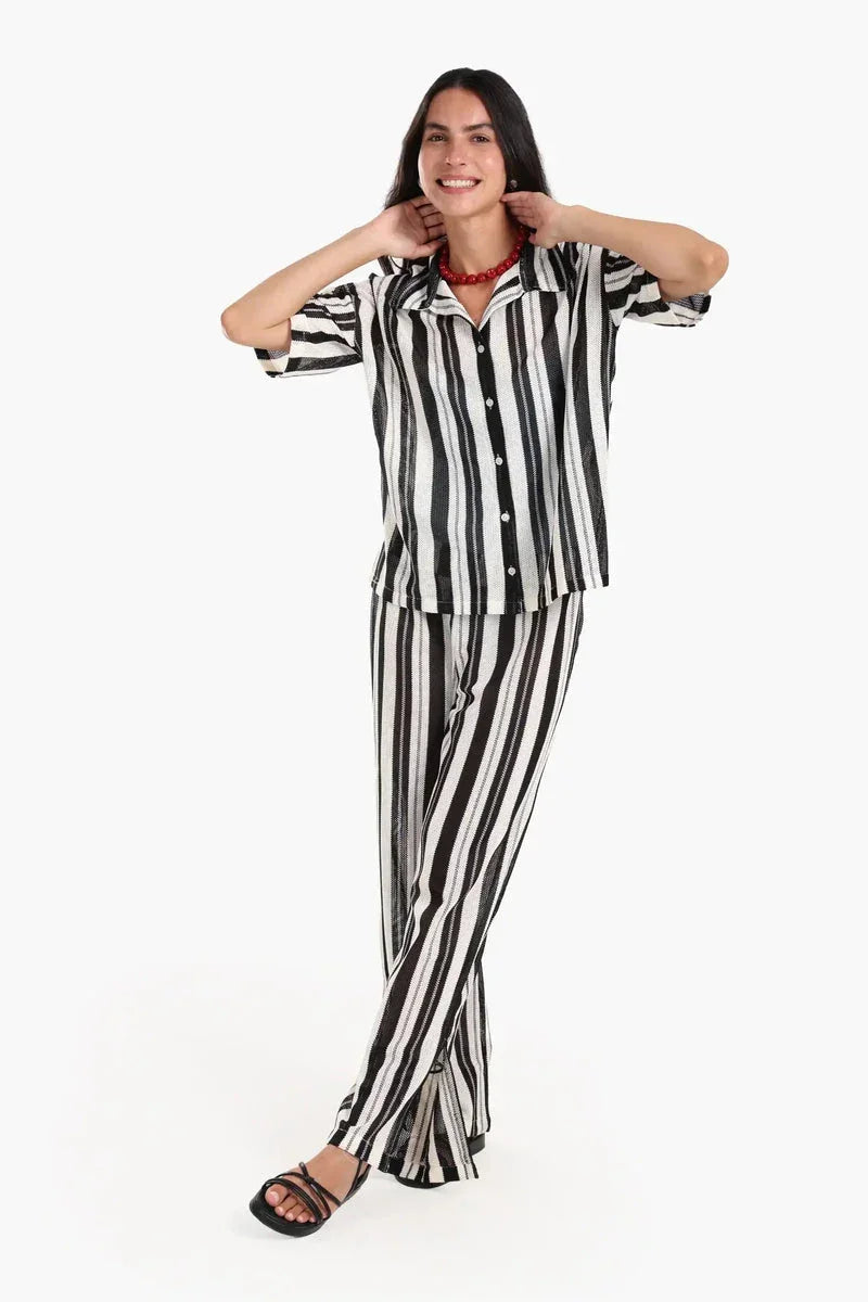 Carina - Black & White Beach Set 1