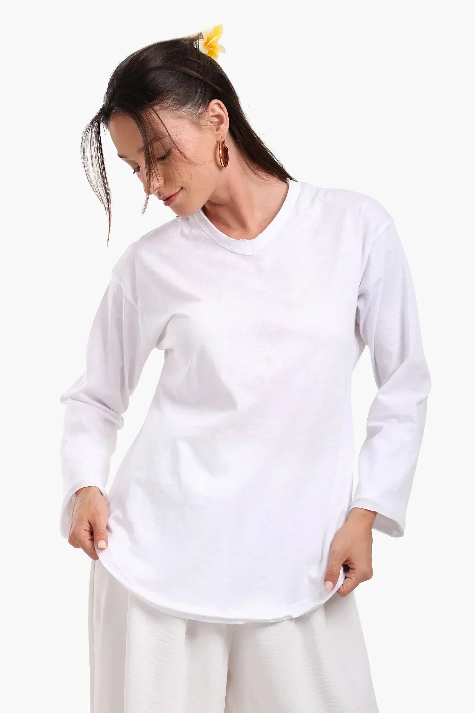 Carina - Casual Long Sleeves T-shirt 1