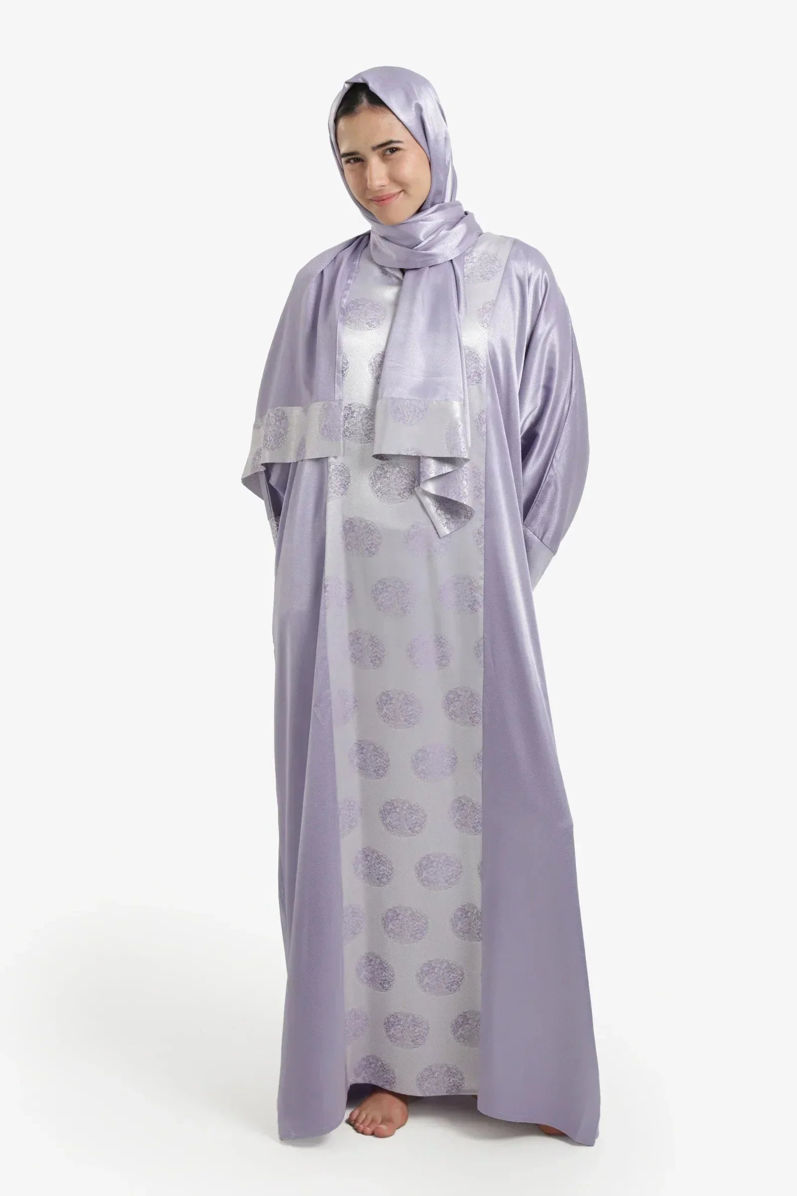 Carina - Printed Satin Prayer Isdal 3