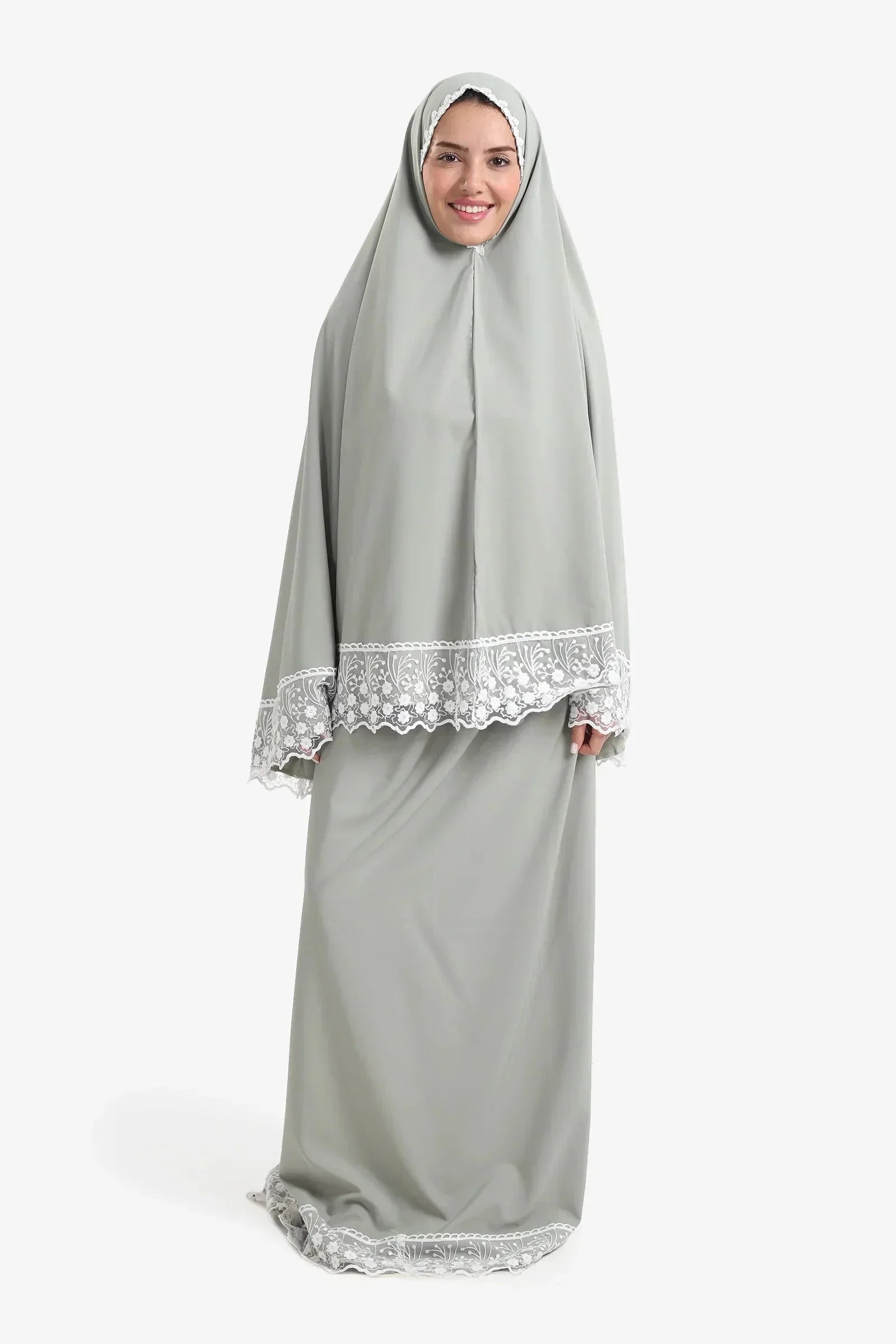 Carina - Prayer Set with Lace Trim 5