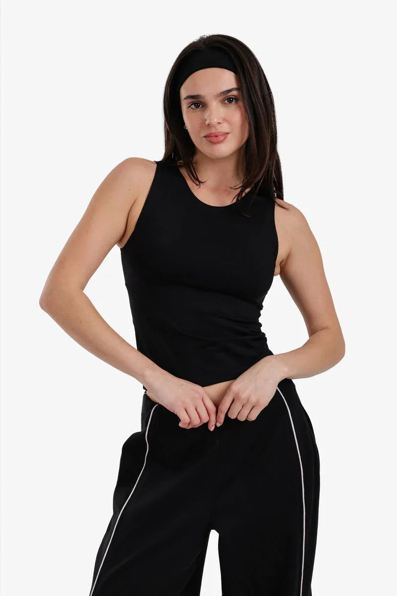 Carina - Cropped Slim Fit Top 1