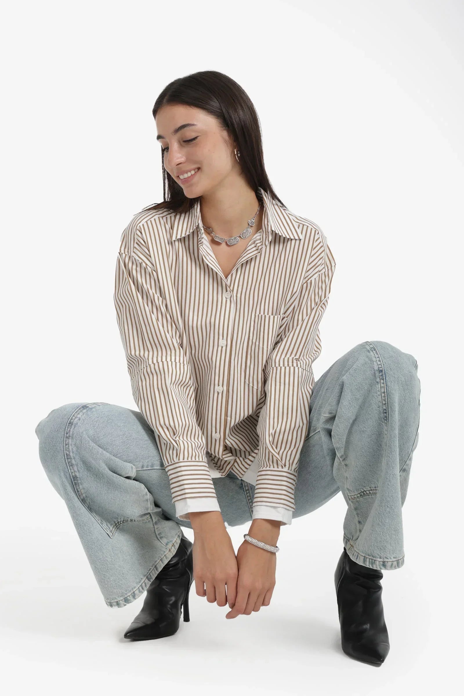 Clue - High-Low Relaxed Shirt 5