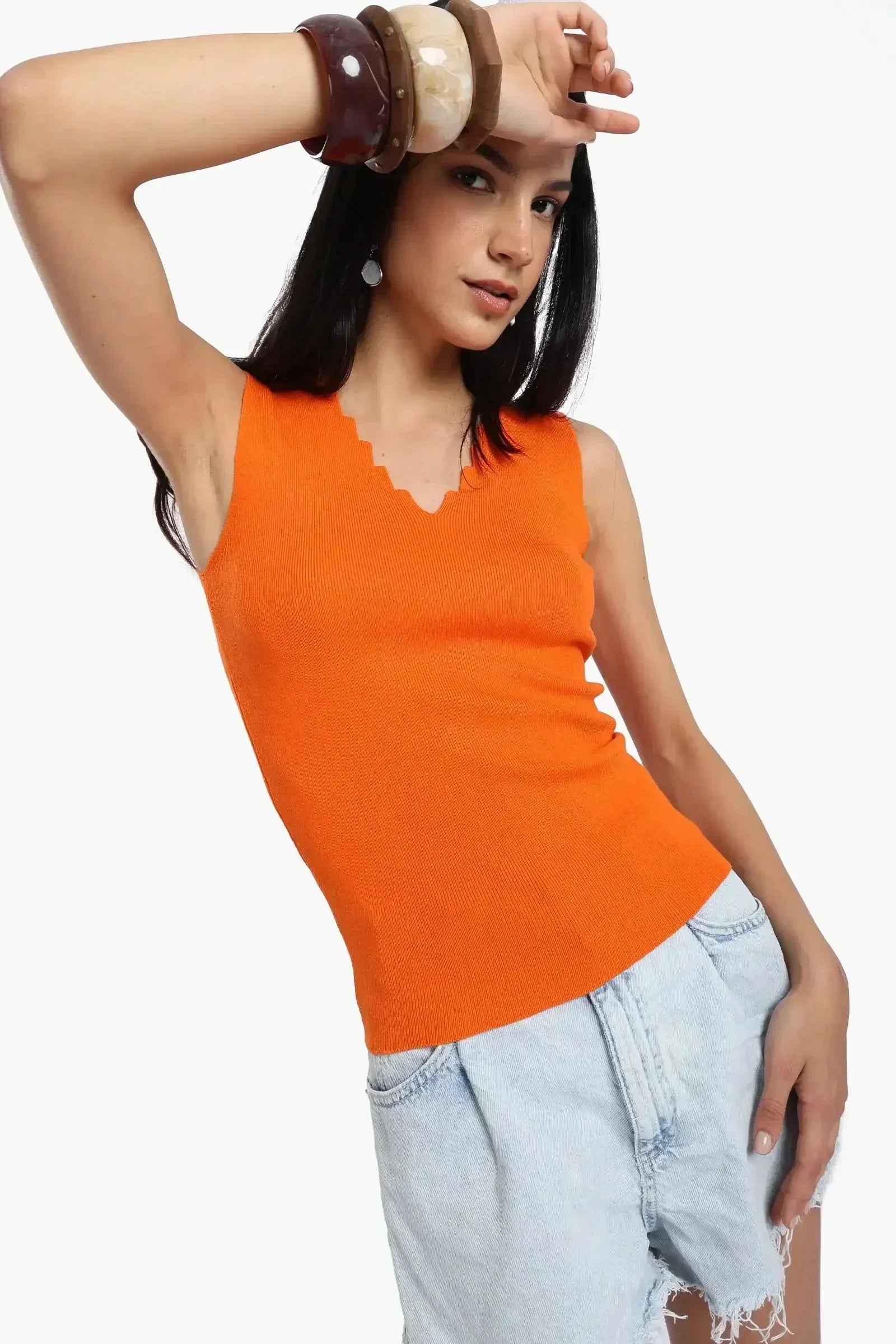 Carina - Seamless Zigzag V-Neck Top 25