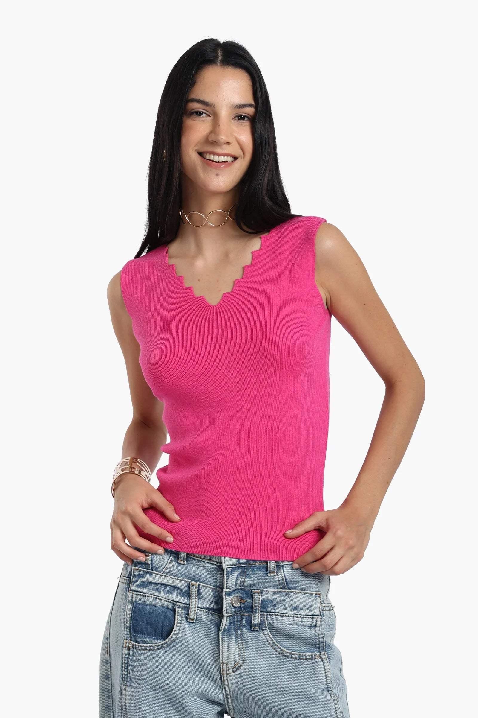 Carina - Seamless Zigzag V-Neck Top 1