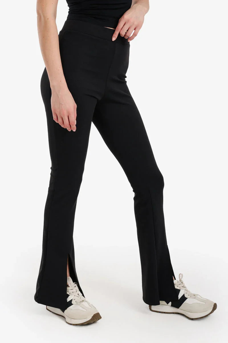 Carina - Split-Hem Flare Pants 3