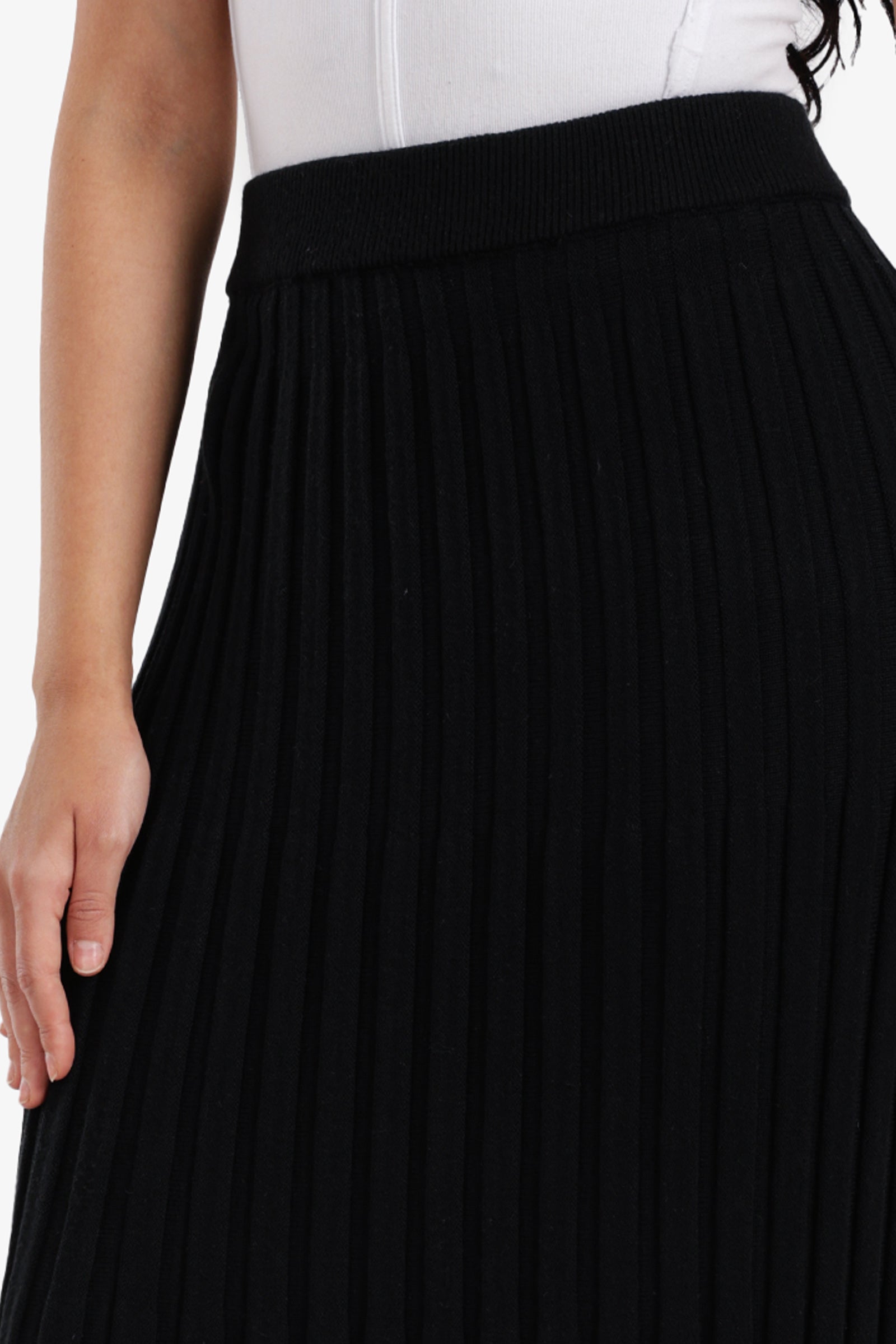 Ribbed Pencil Skirt - Clue - Babazzaro