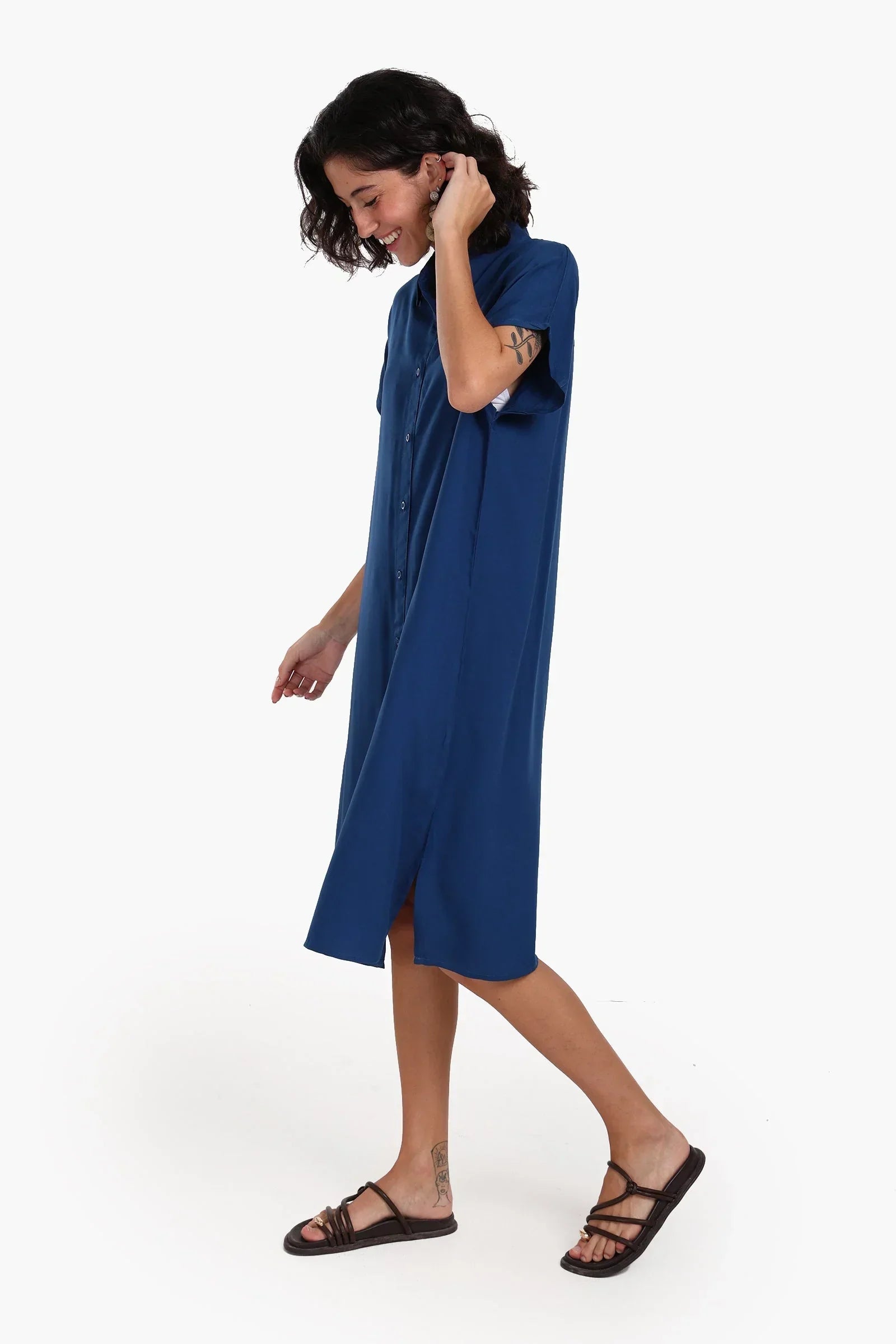 Clue - Short Sleeves Midi Dress 2