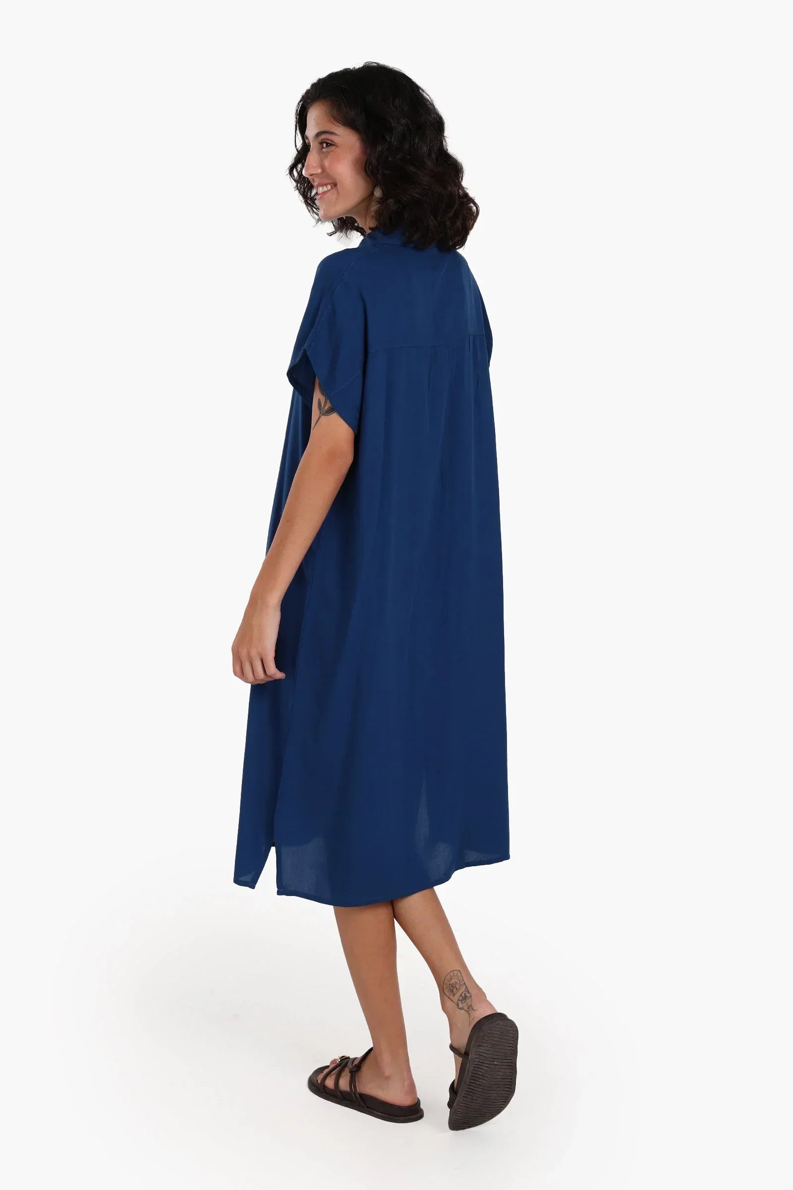 Clue - Short Sleeves Midi Dress 3
