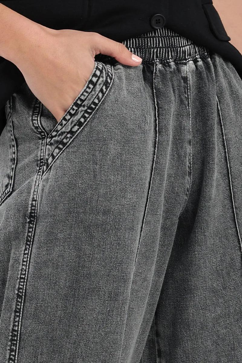 Carina - Relaxed-Fit Denim Pants 7