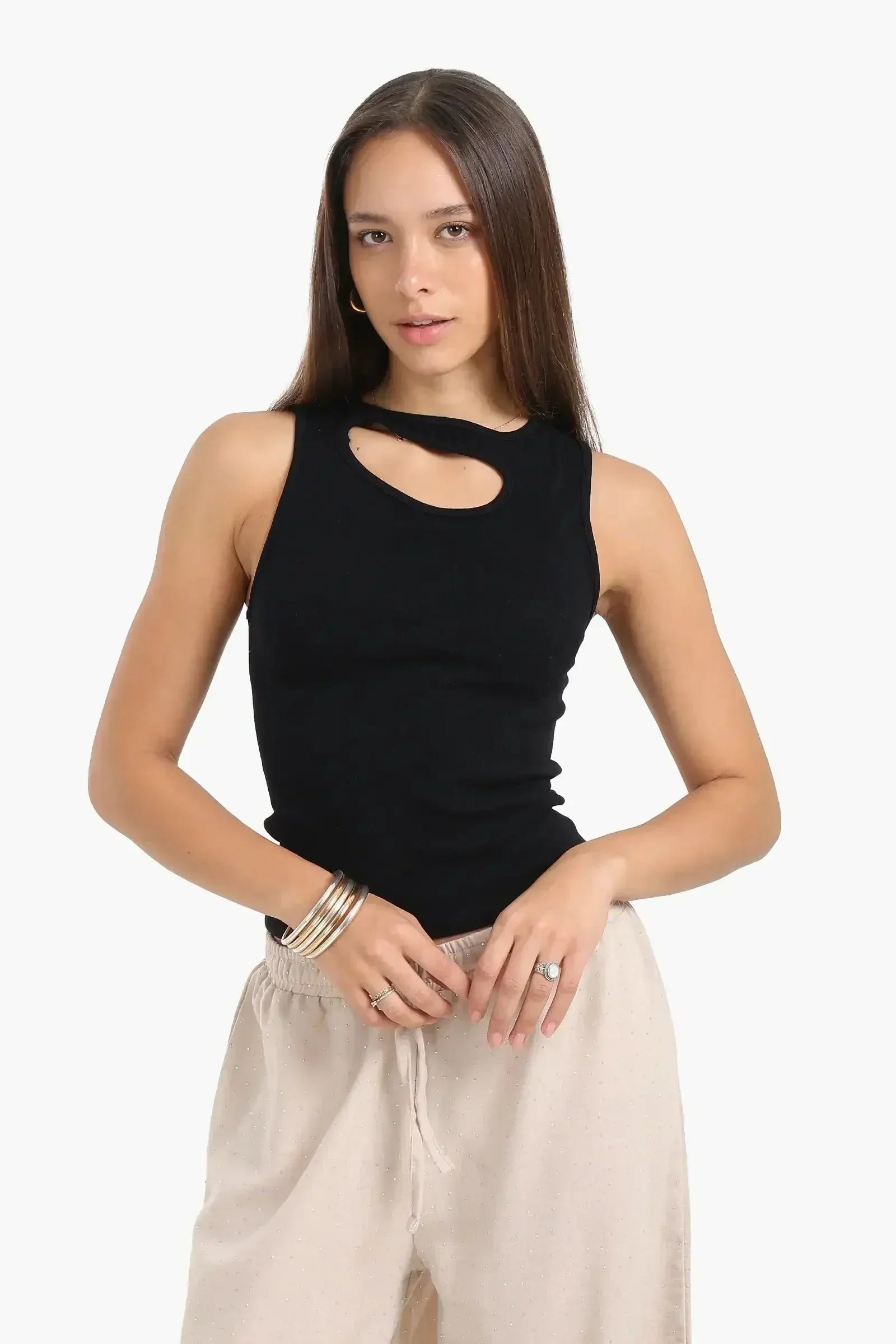 Carina - Front Cut Out Sleeveless Top 3