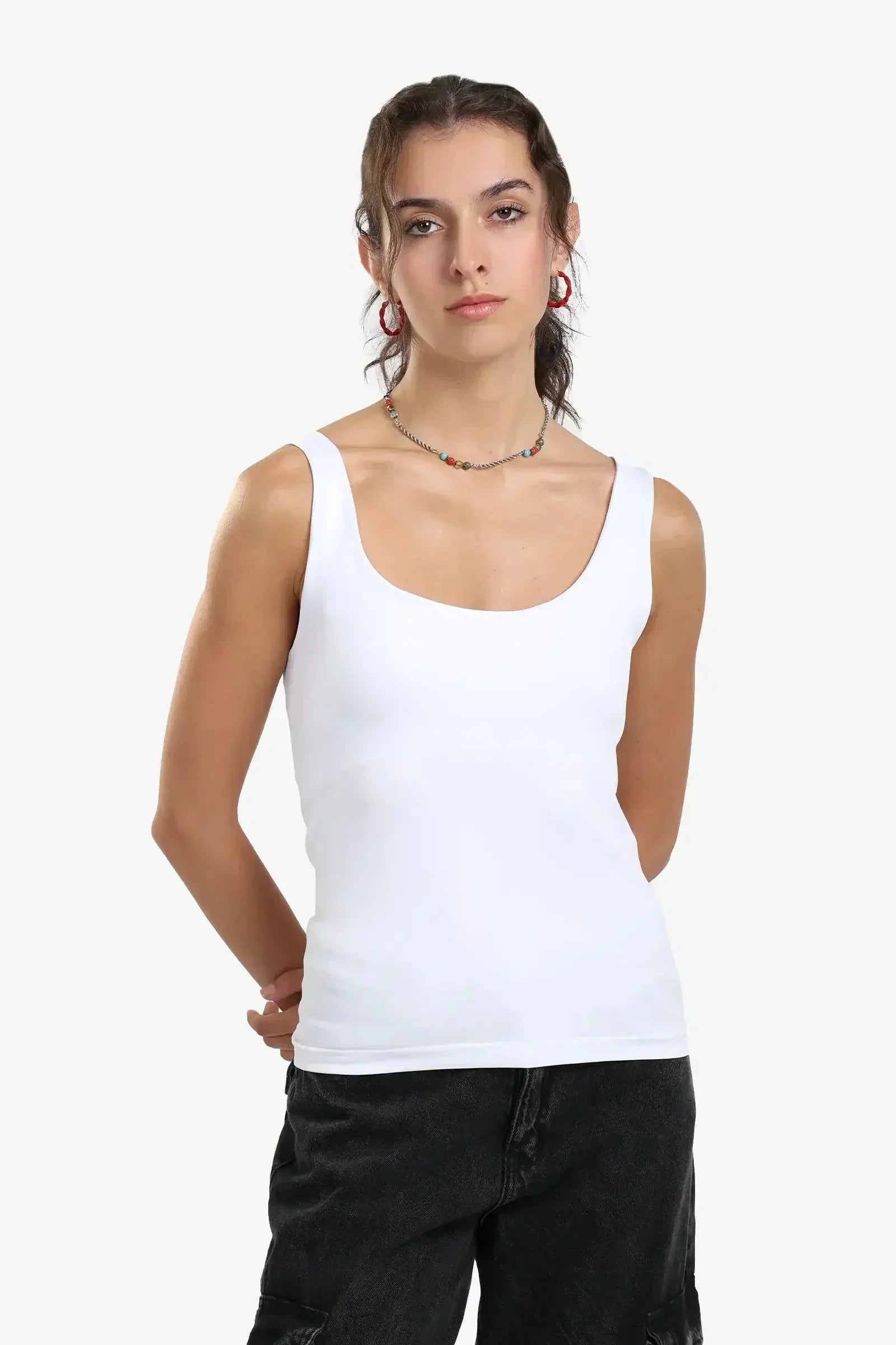 Carina - Sleeveless Basic Top 1