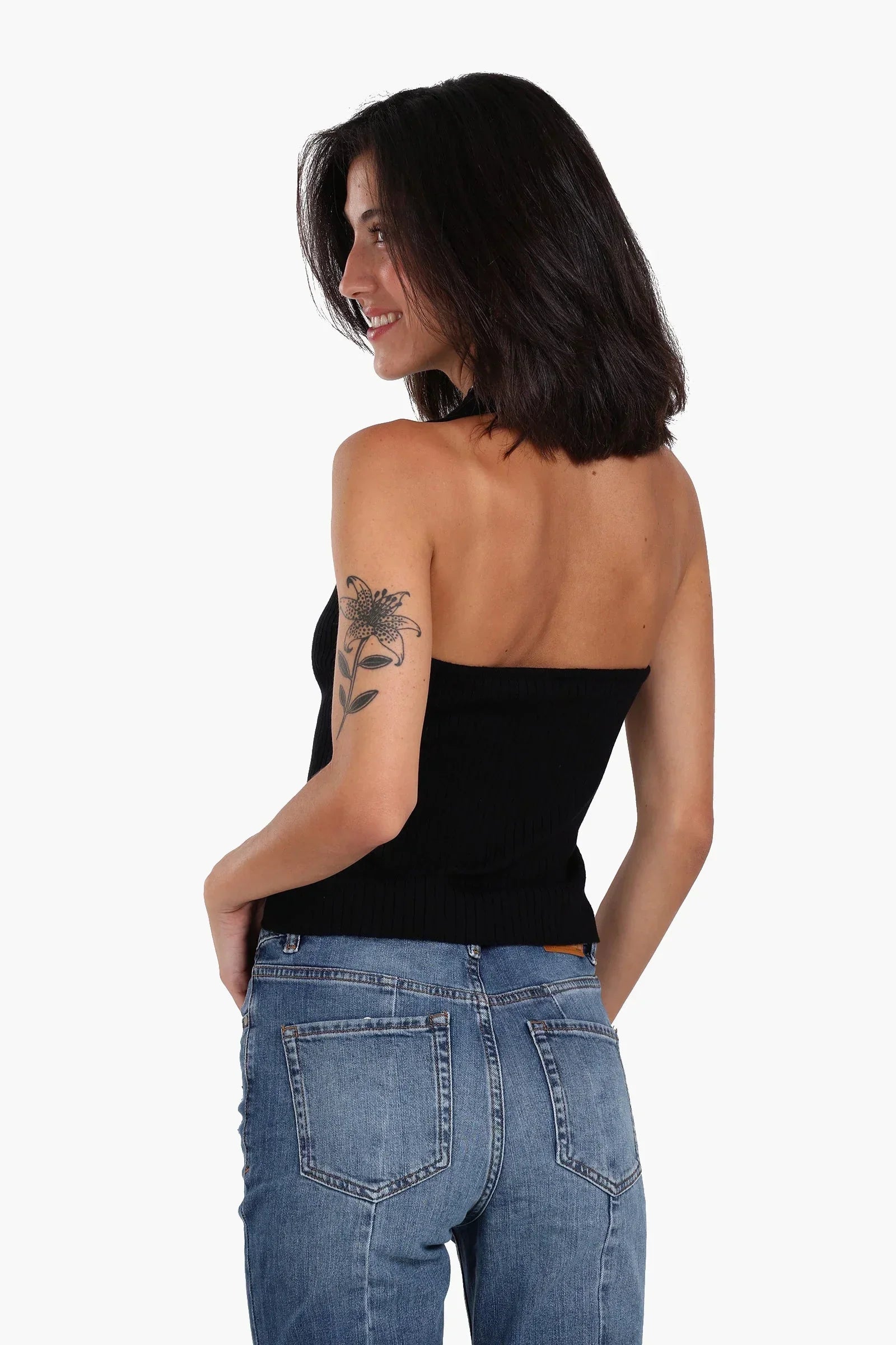 Clue - Ribbed V-Neck Top 8
