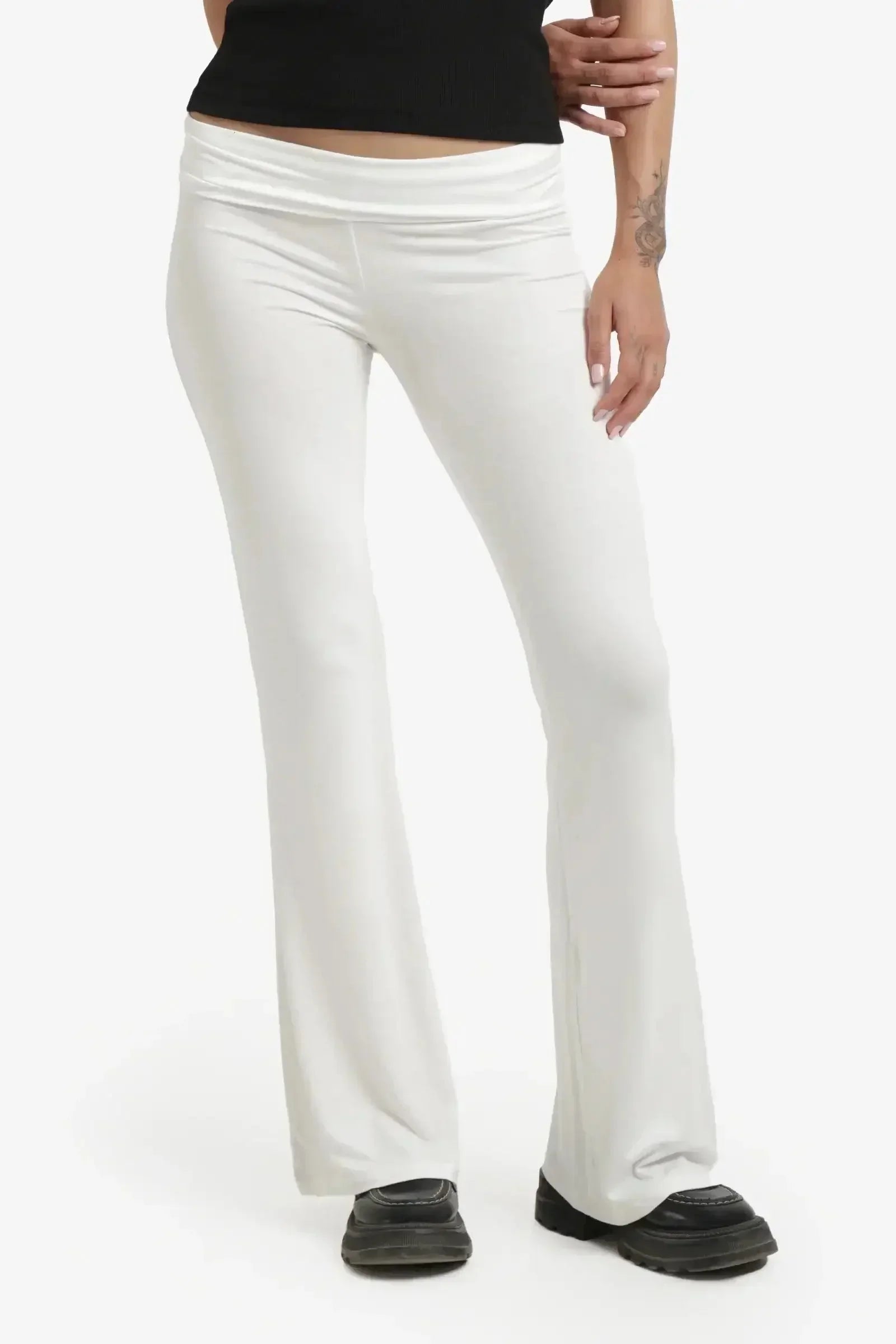 Carina - Elastic Waist Flare Pants 5