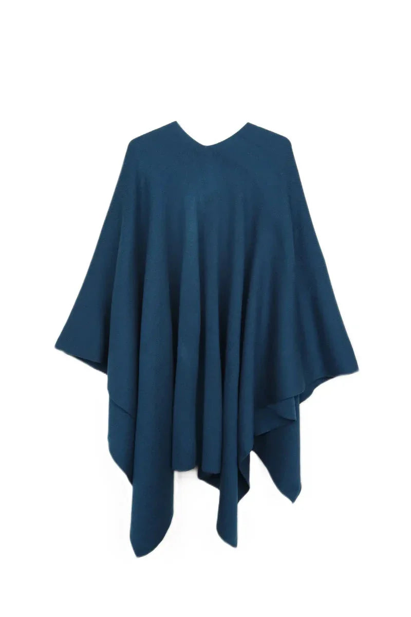 Carina - Lounge Poncho with Pockets 16