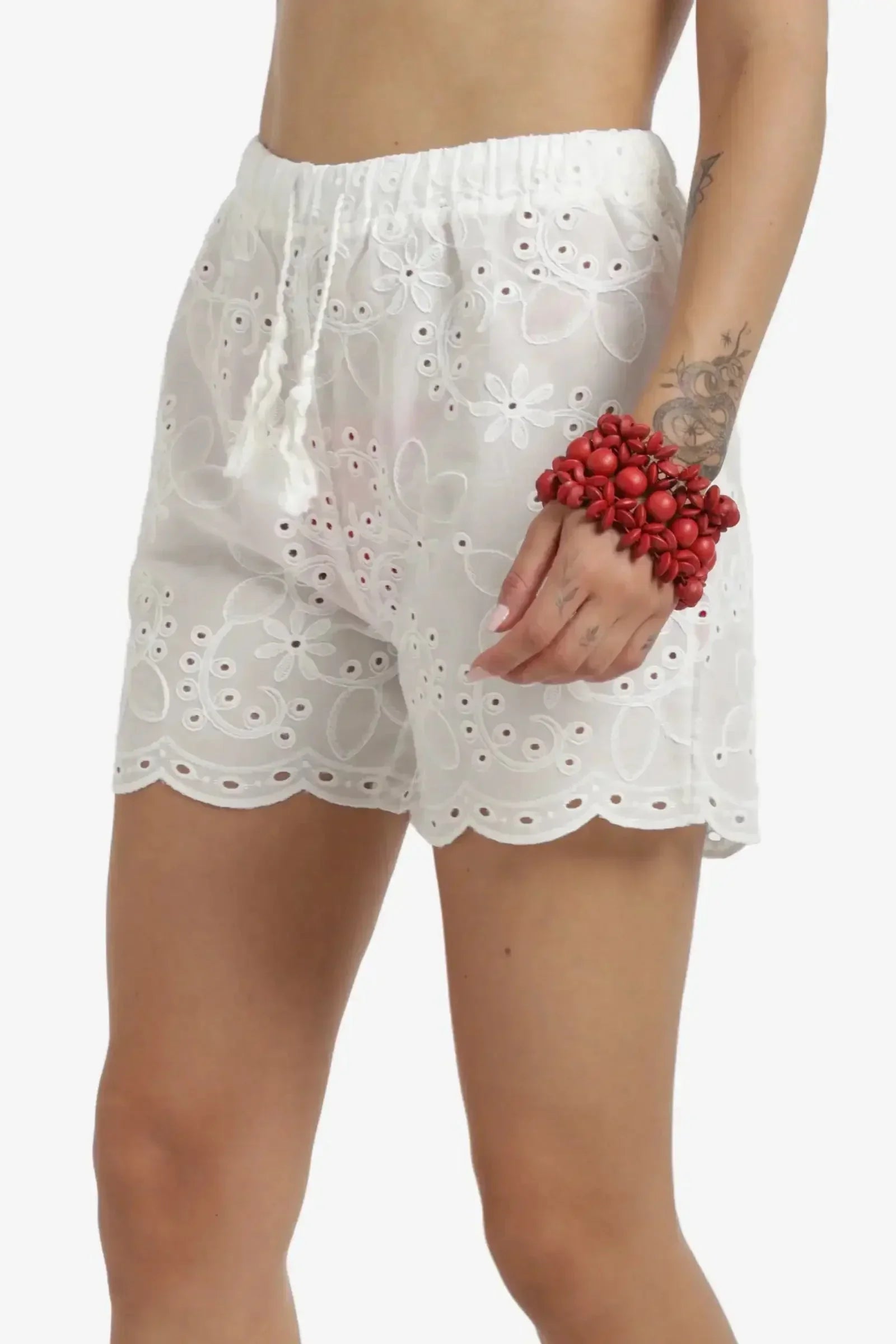 Carina - Embroidered Eyelet Pattern Shorts 2