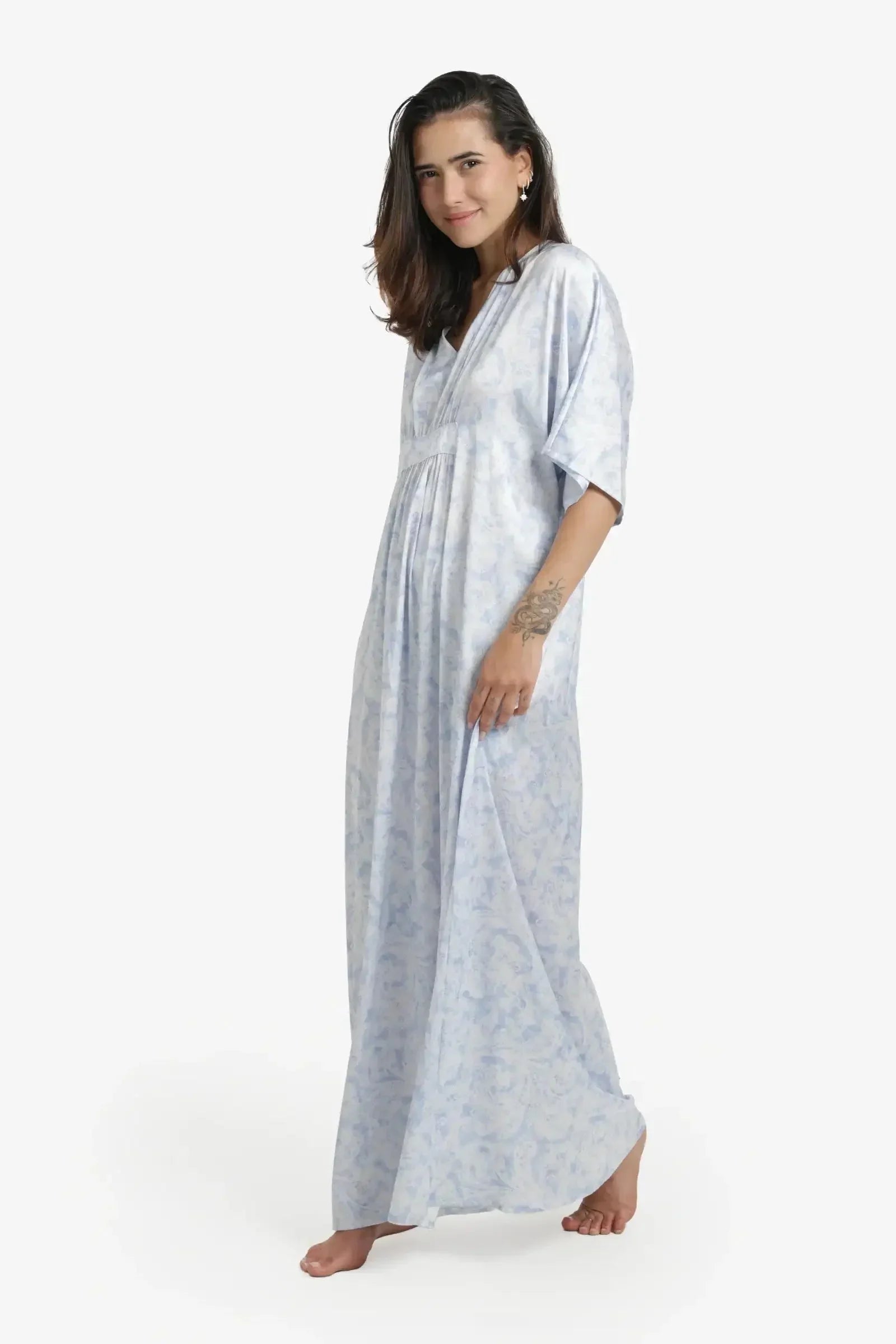 Carina - V-Neck Nightgown 2