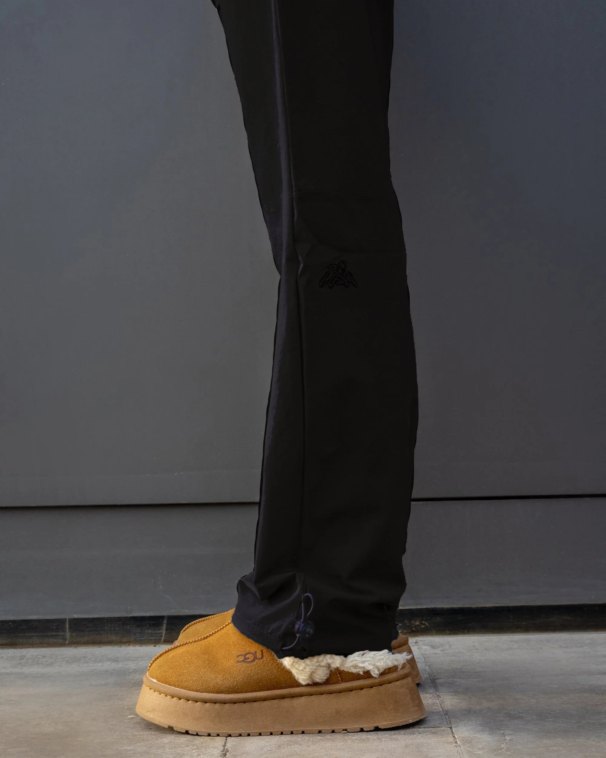 NAS Trends - Basic Women Soft Pants - Black 2