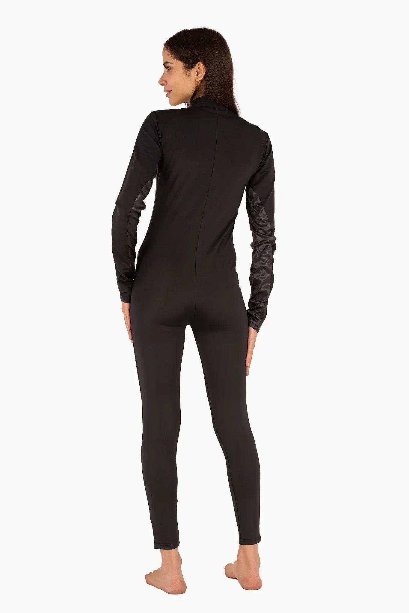 Clue - Black Diving Suit 3