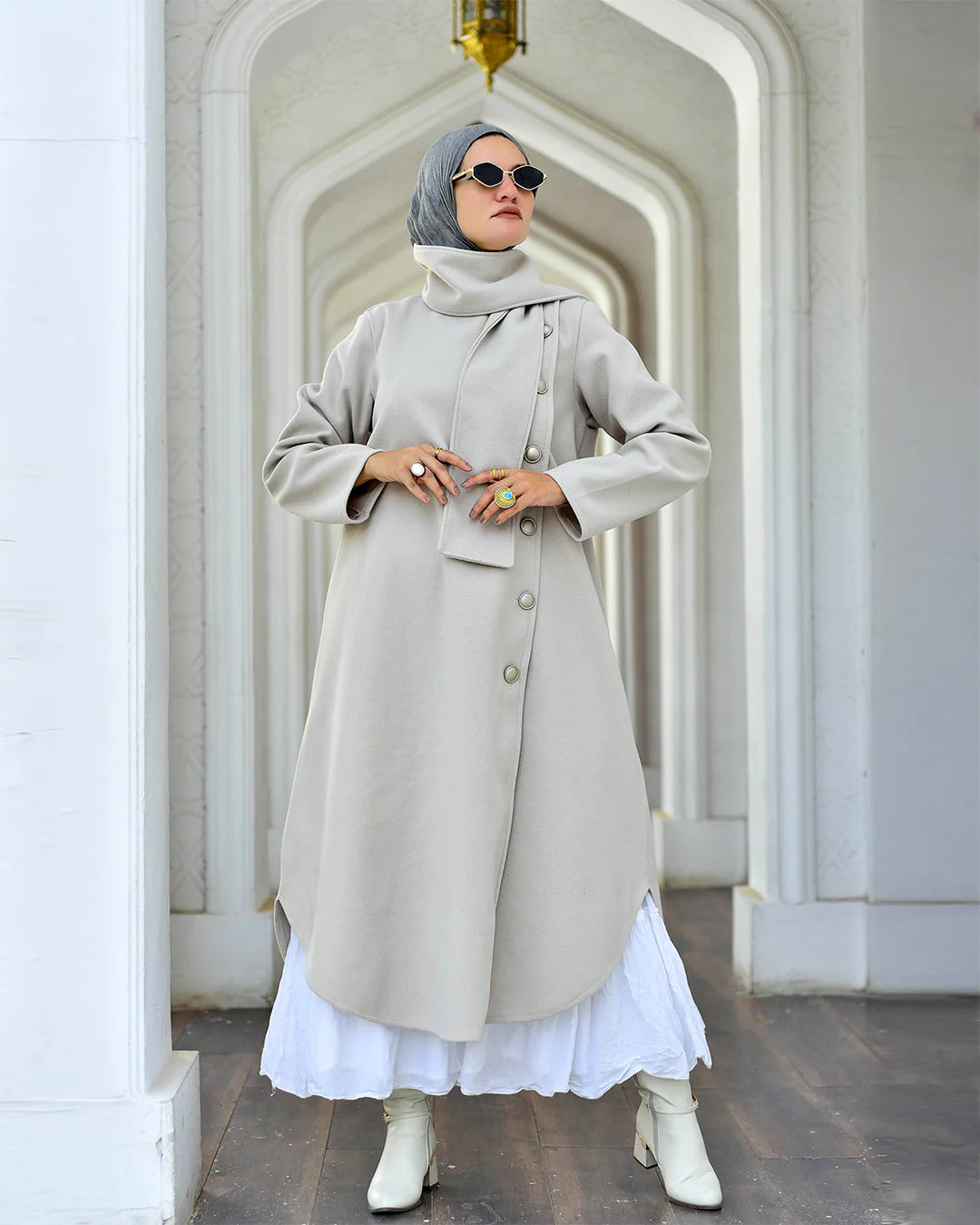 Queenza - Ivory Flow Chemise 1