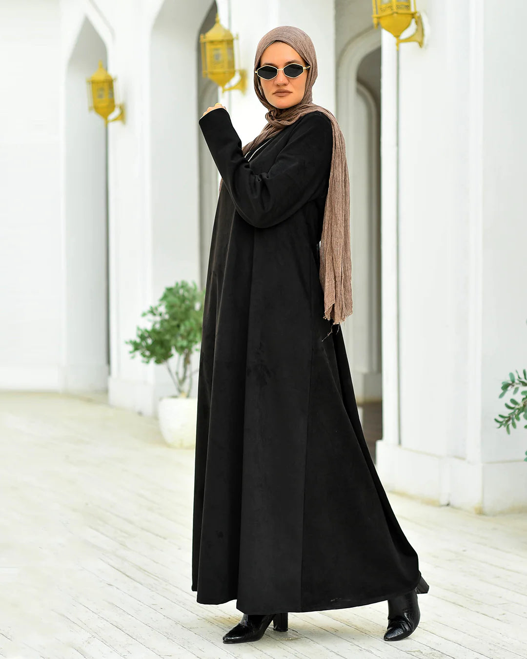 Queenza - ESSENCE SUEDE Basic Dress 2