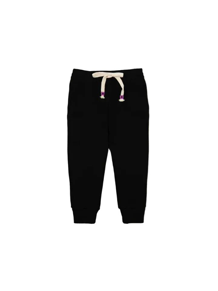 Colour Capsules - The Winter Jogger 1