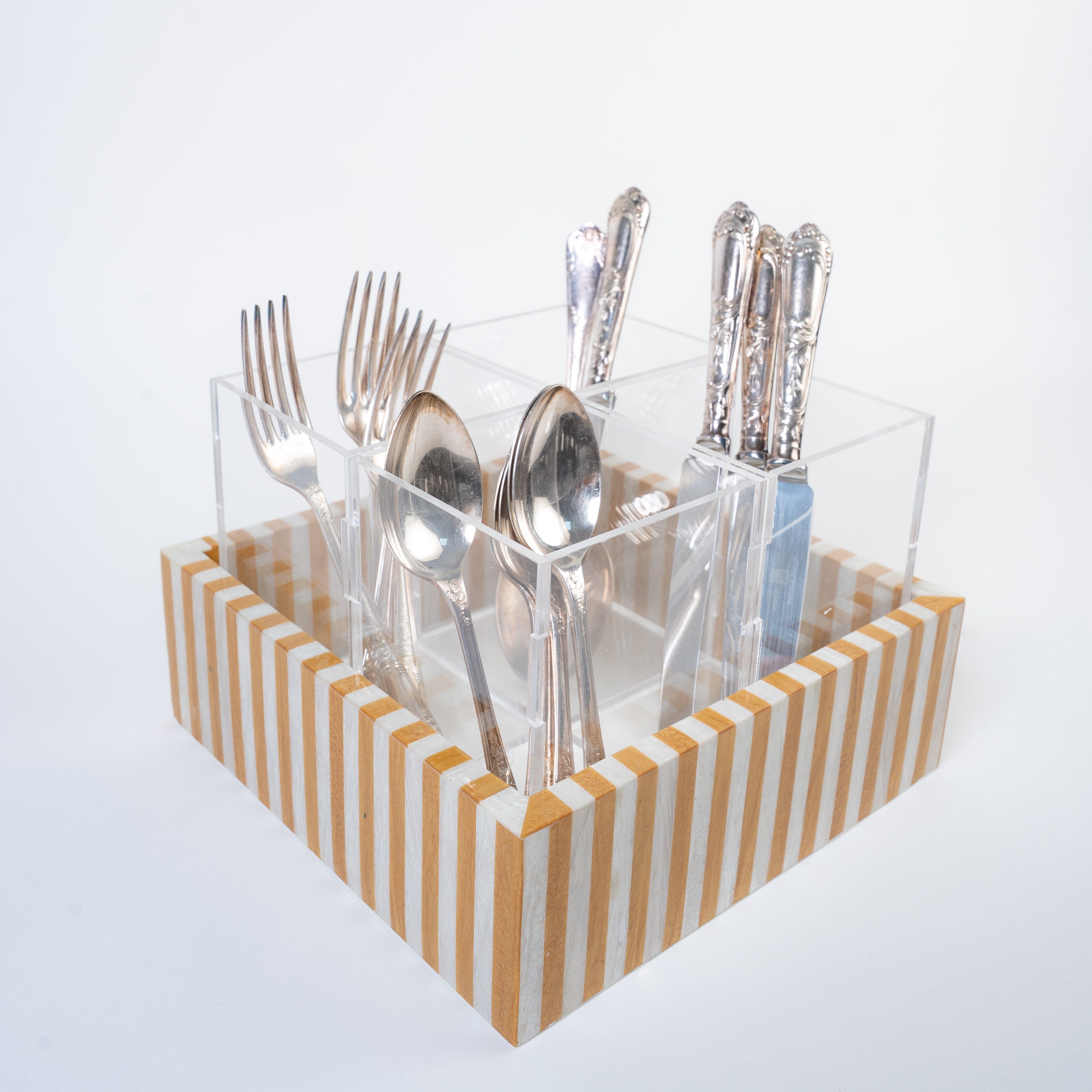 Lavender- Pearl Luxe Cutlery Holder 1