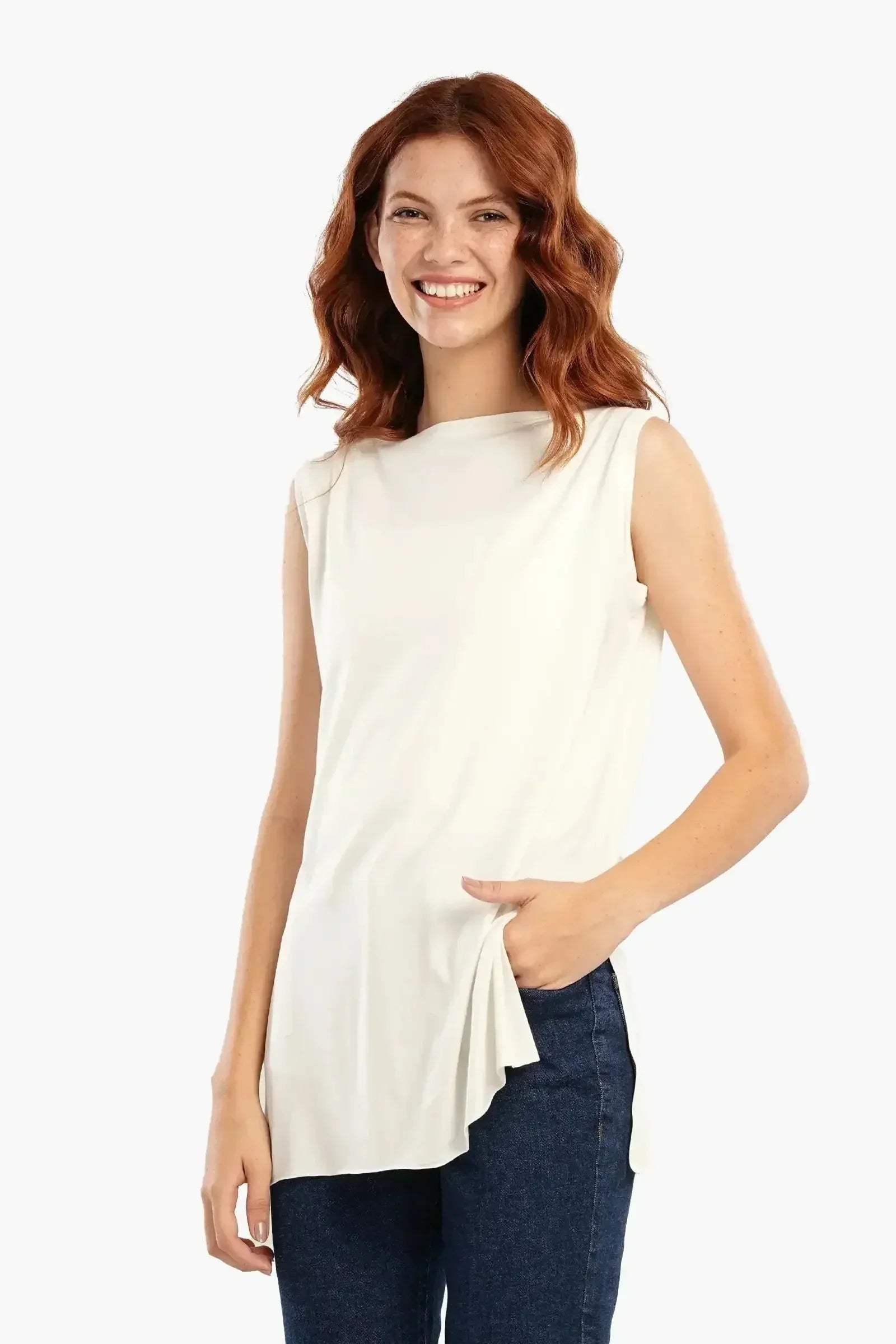 Carina - Relaxed Fit Sleeveless T-Shirt 4
