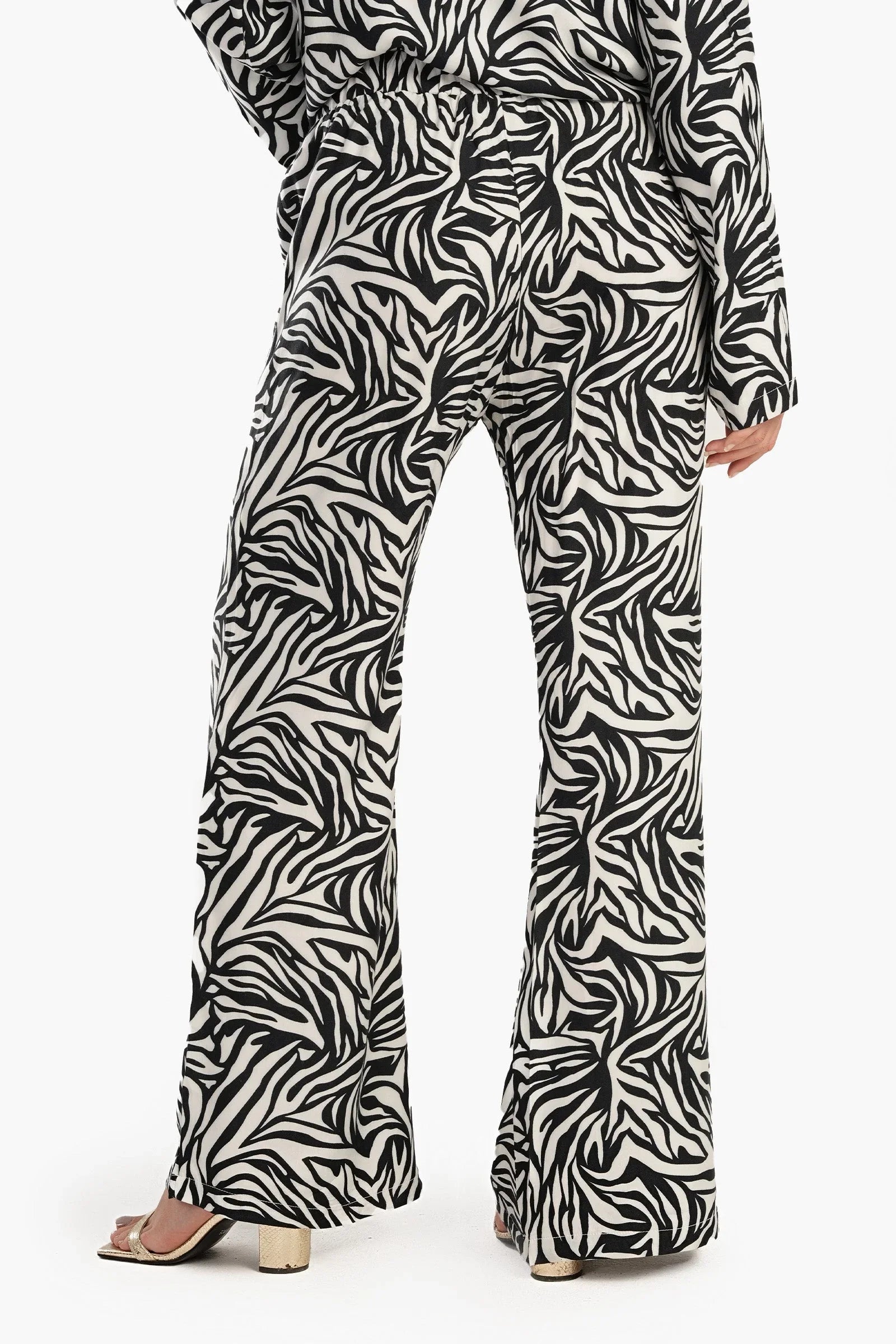 Clue - All Over Animal Print Pants 3