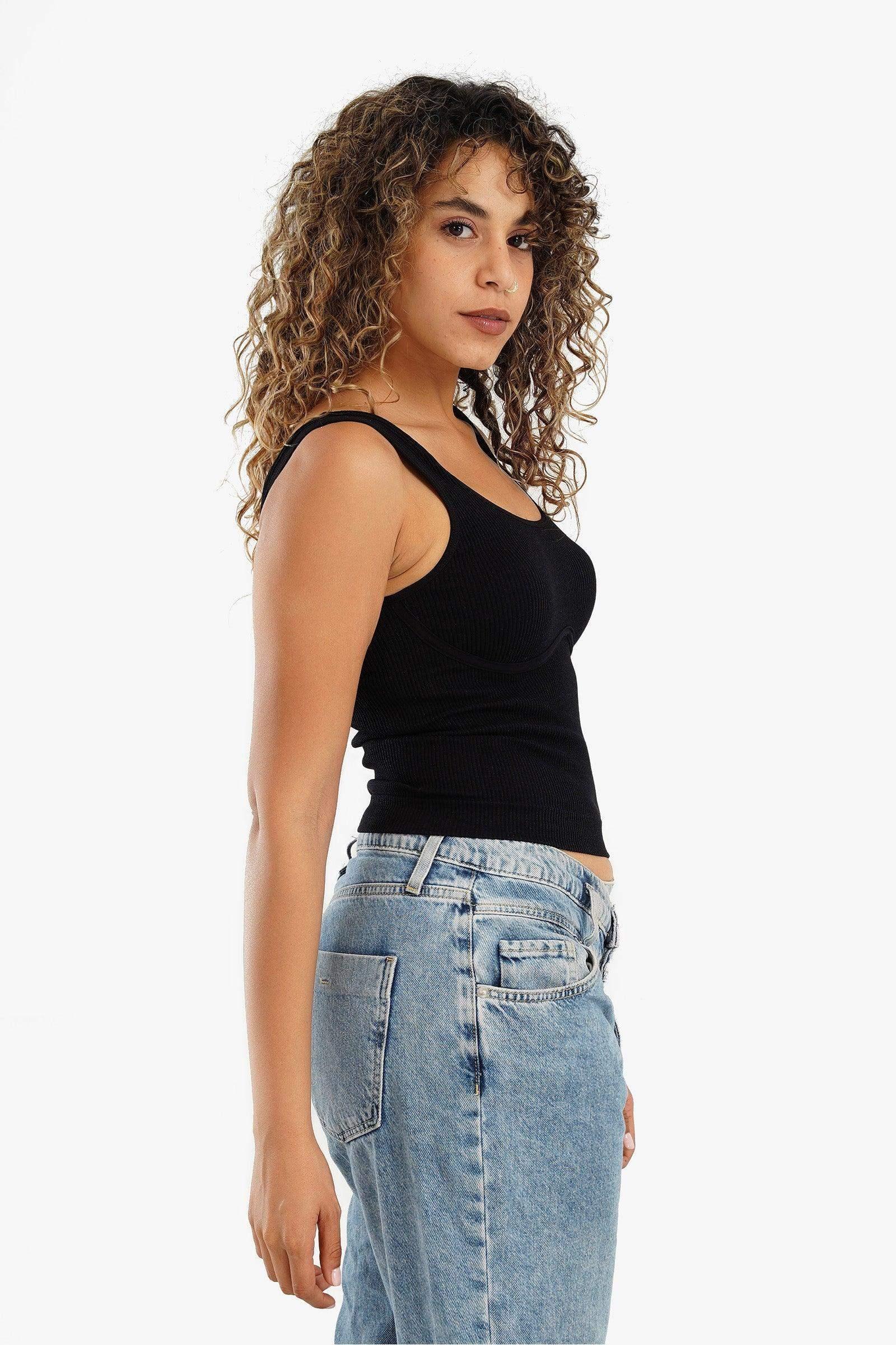 Carina - Top with Back Round Neck 3