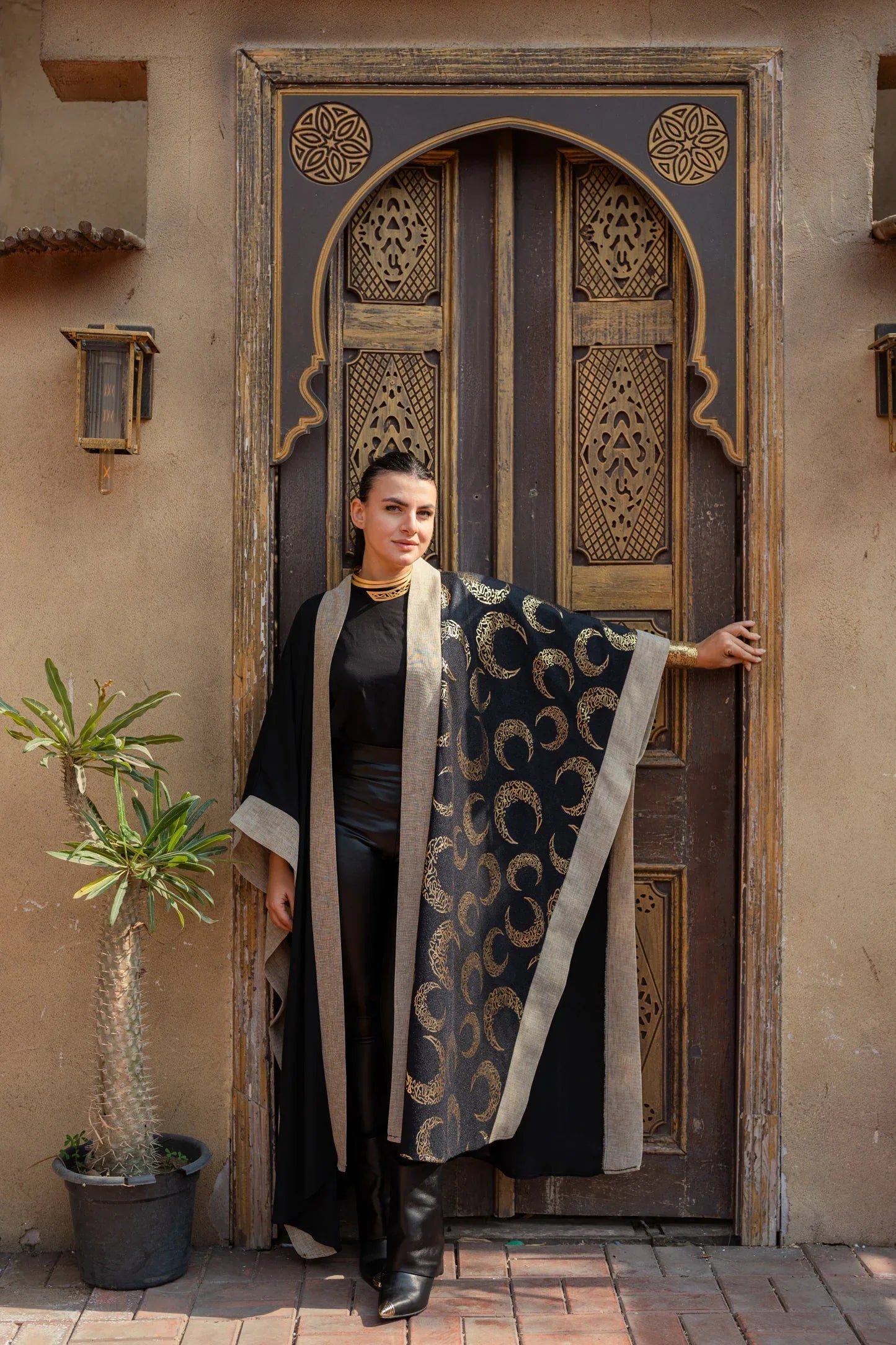 Dress Code - Velvet Crescent Linen Kaftan 1