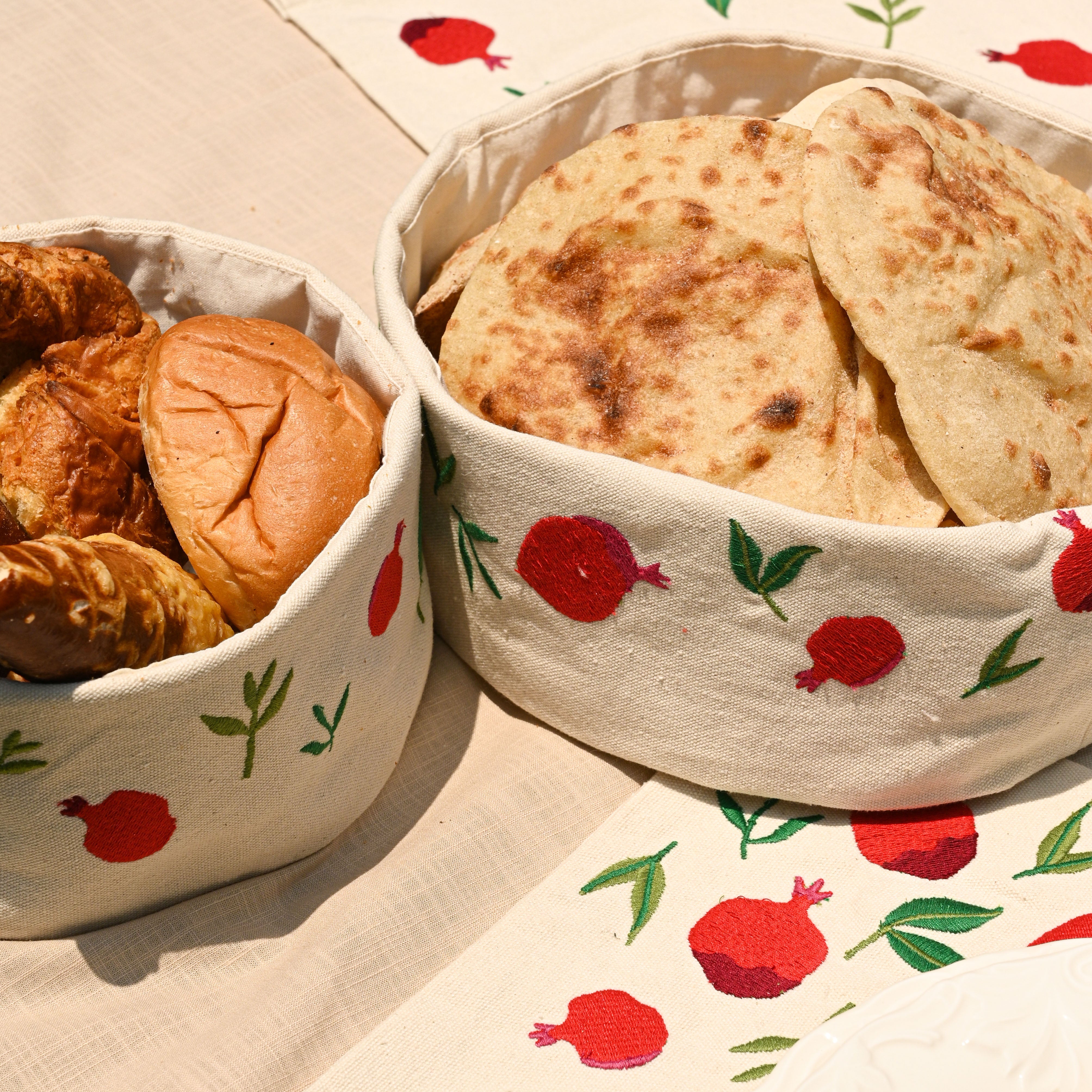 Pomegranate Breadbasket - Ticas 1
