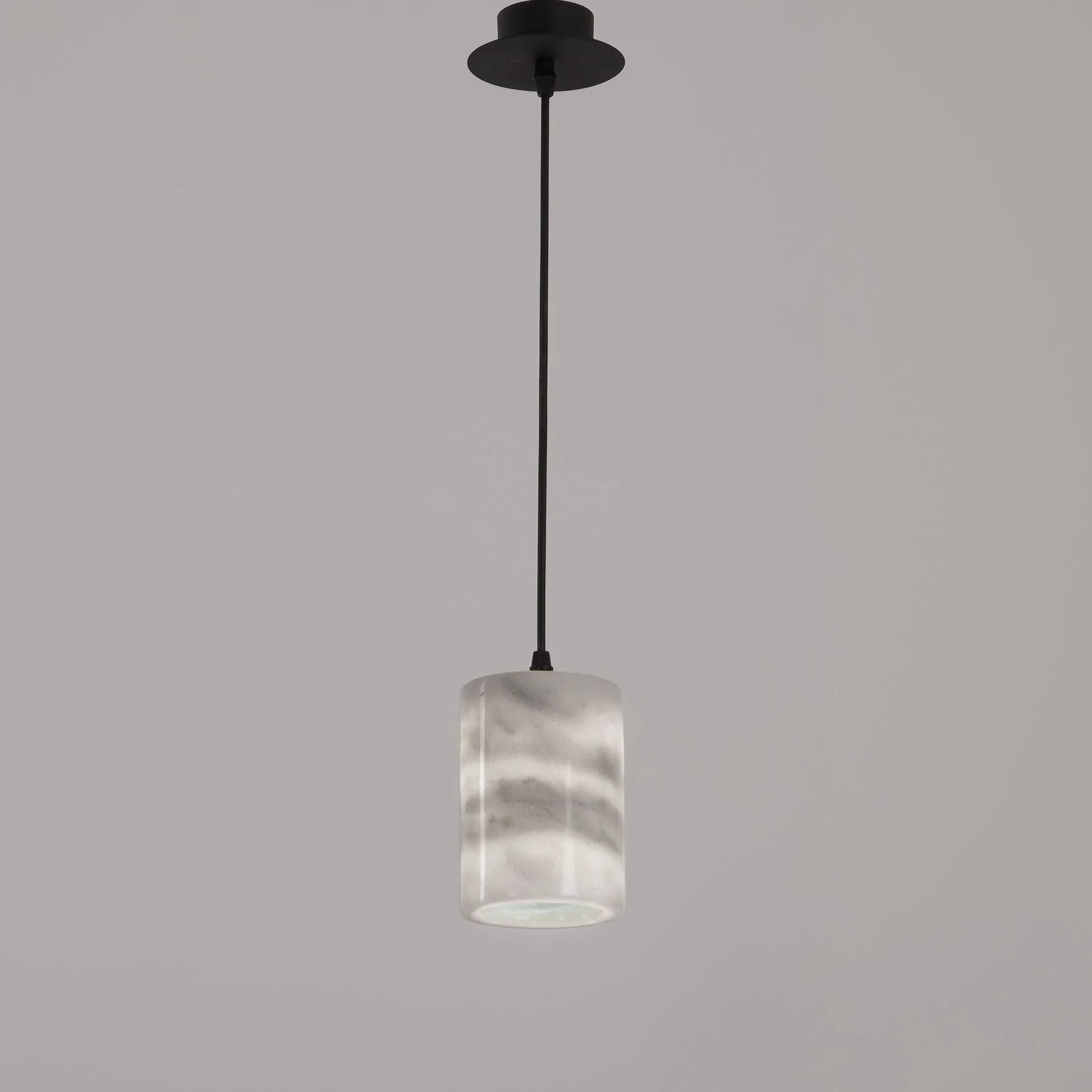 Egyvolt - Yang Pendant Carrara 2