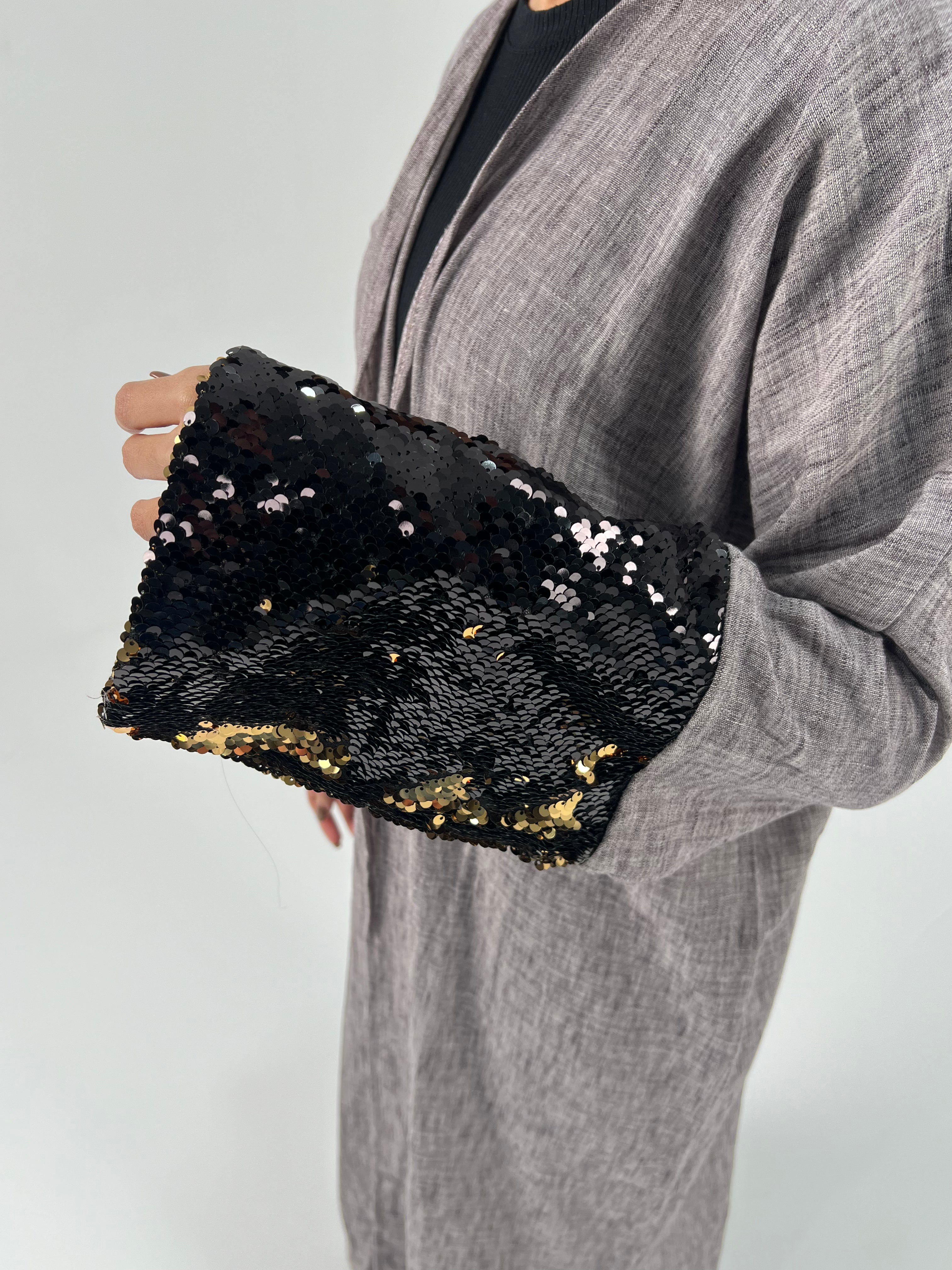 Urbantique - Gray Moroccan Kaftan Embroidered with Sequins 4