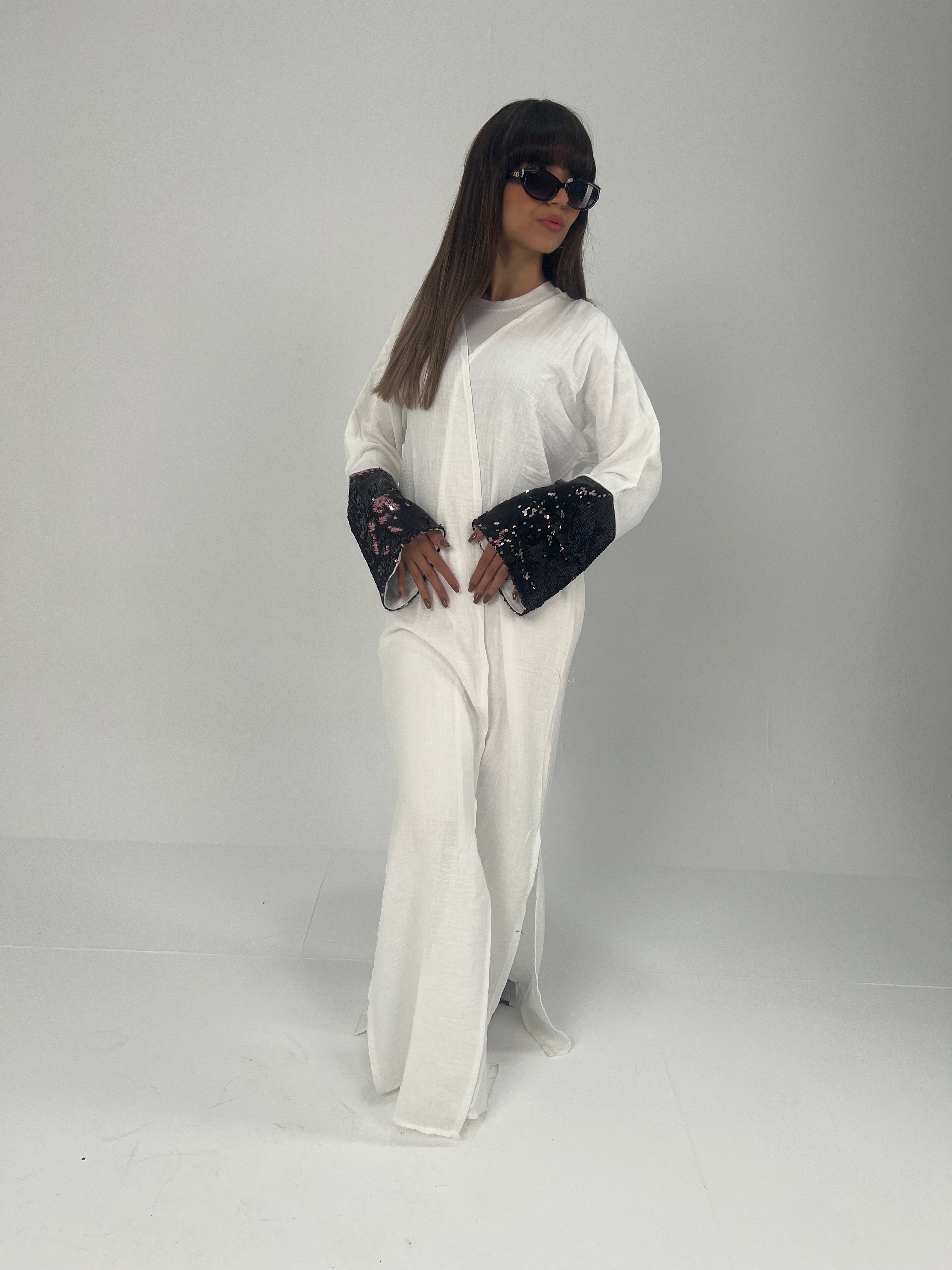 Urbantique - White Moroccan Kaftan Embroidered with Sequins 1