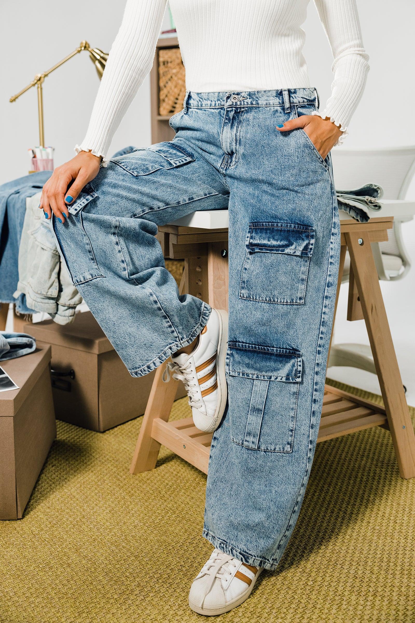 Clue - Jeans with 4 Front Pockets 1