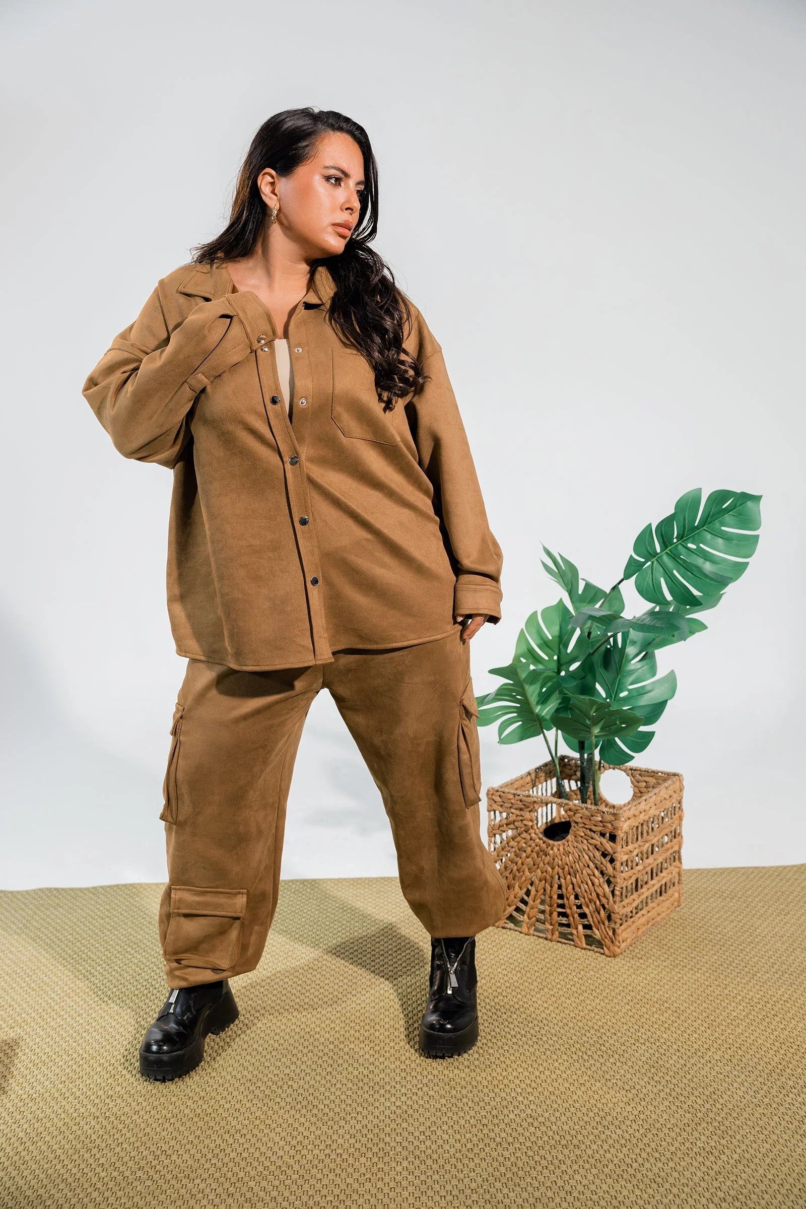 Clue - Suede Baggy Pants 2