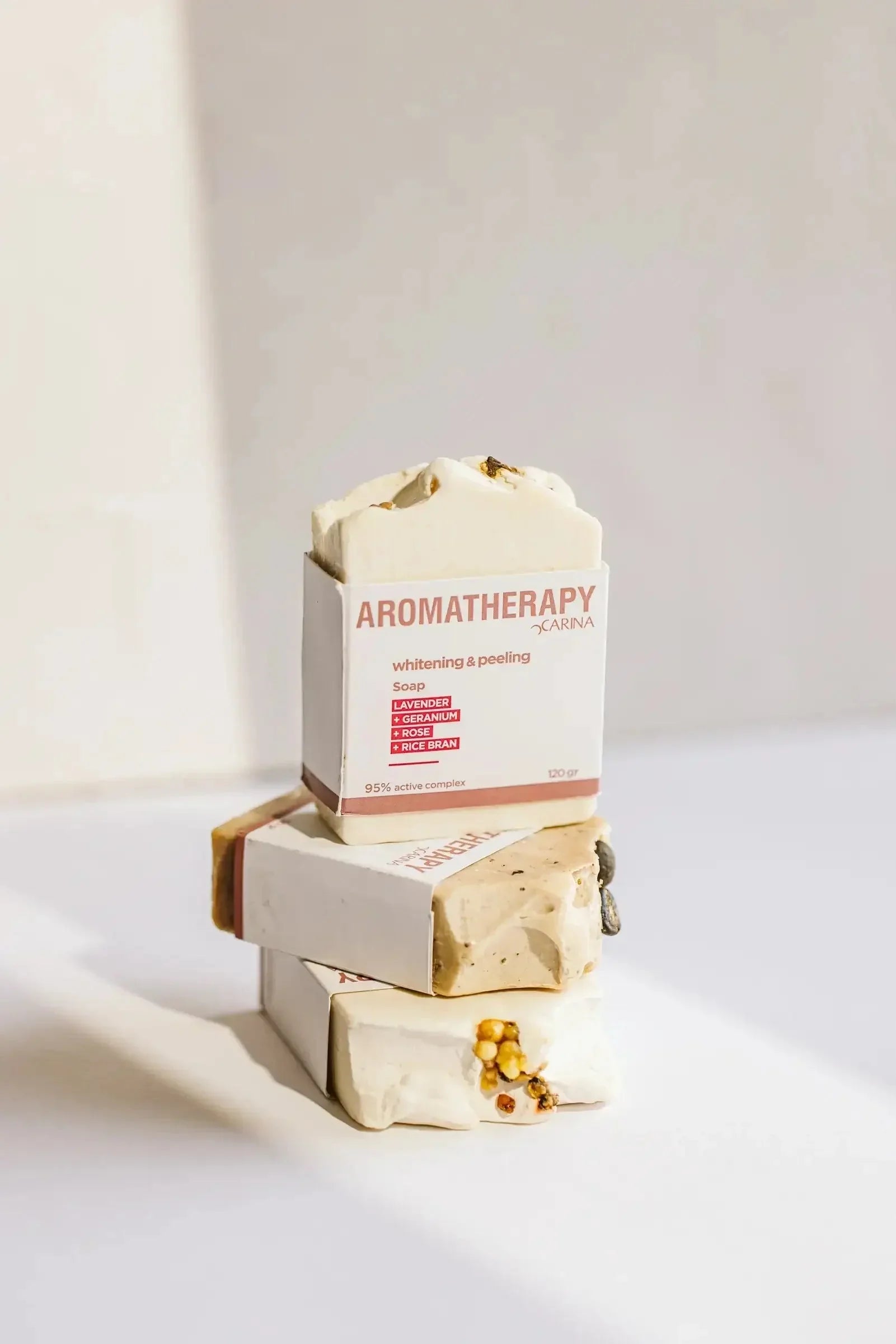 Carina - Whitening & Peeling Soap - 120g 1