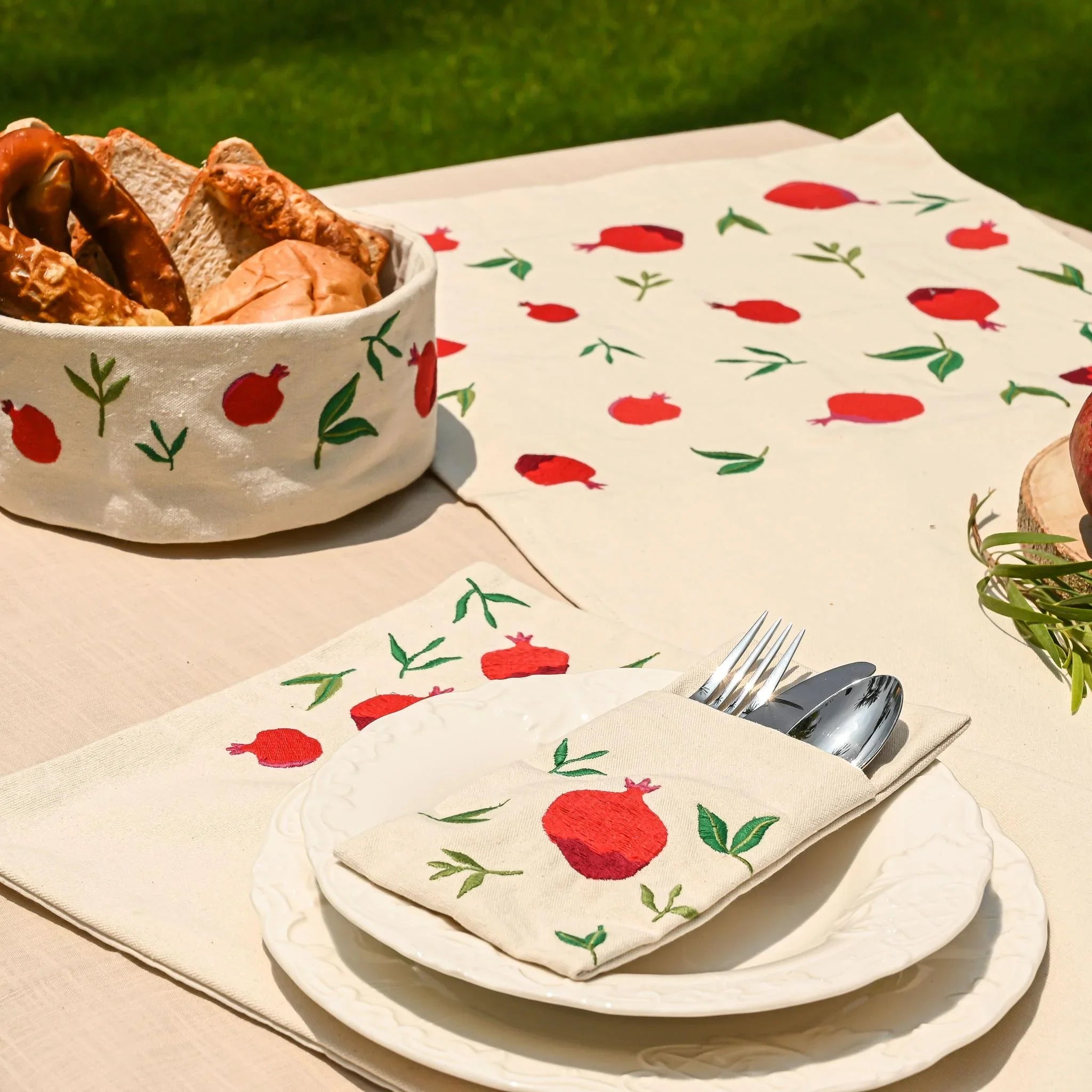 Pomegranate Cutlery Sleeves Set - Ticas