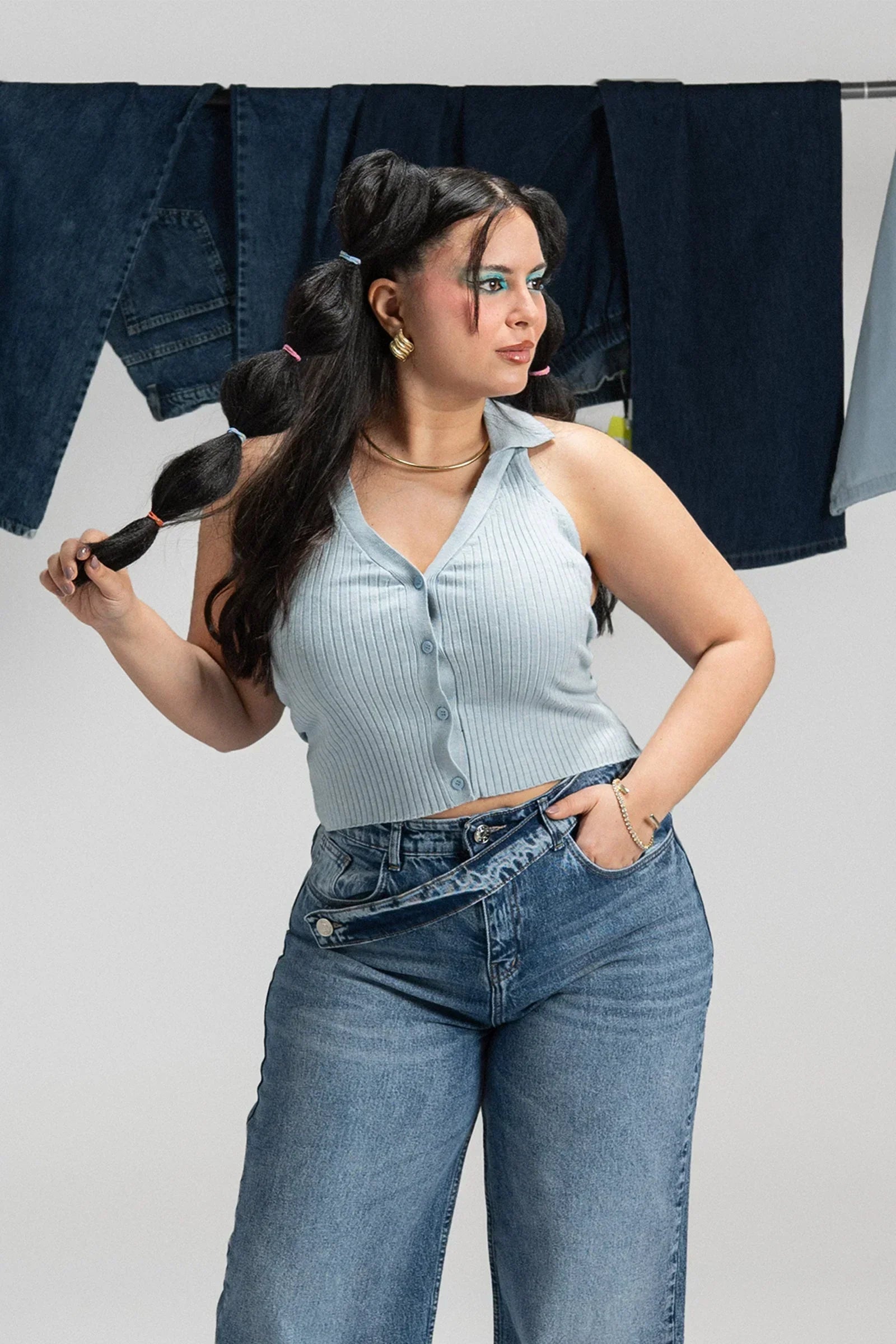 Clue - Ribbed V-Neck Top 1