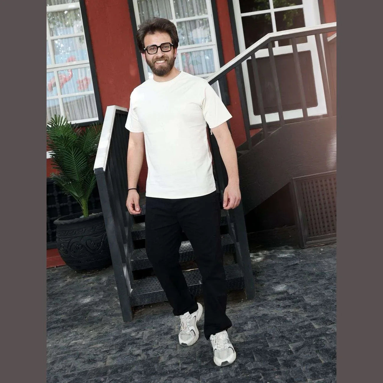 Elite Era - Basic T-Shirt 4