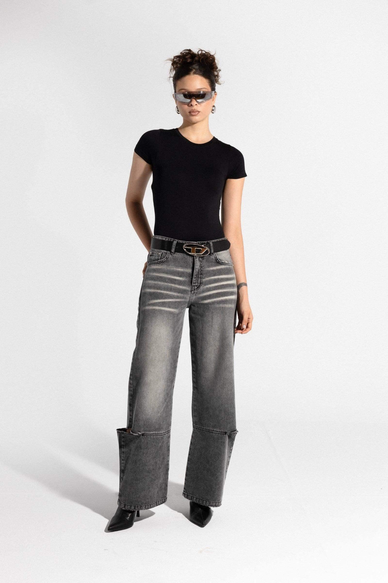 Carina - Baby Tee - Black 3