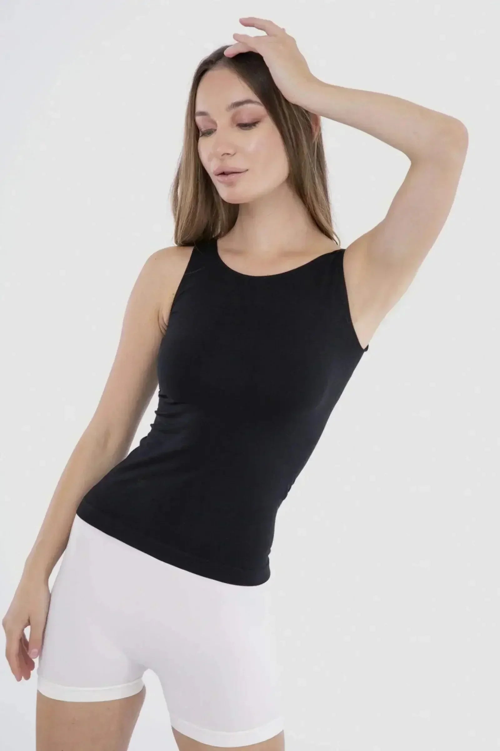 Carina - Basic Microfiber Hot Short 11